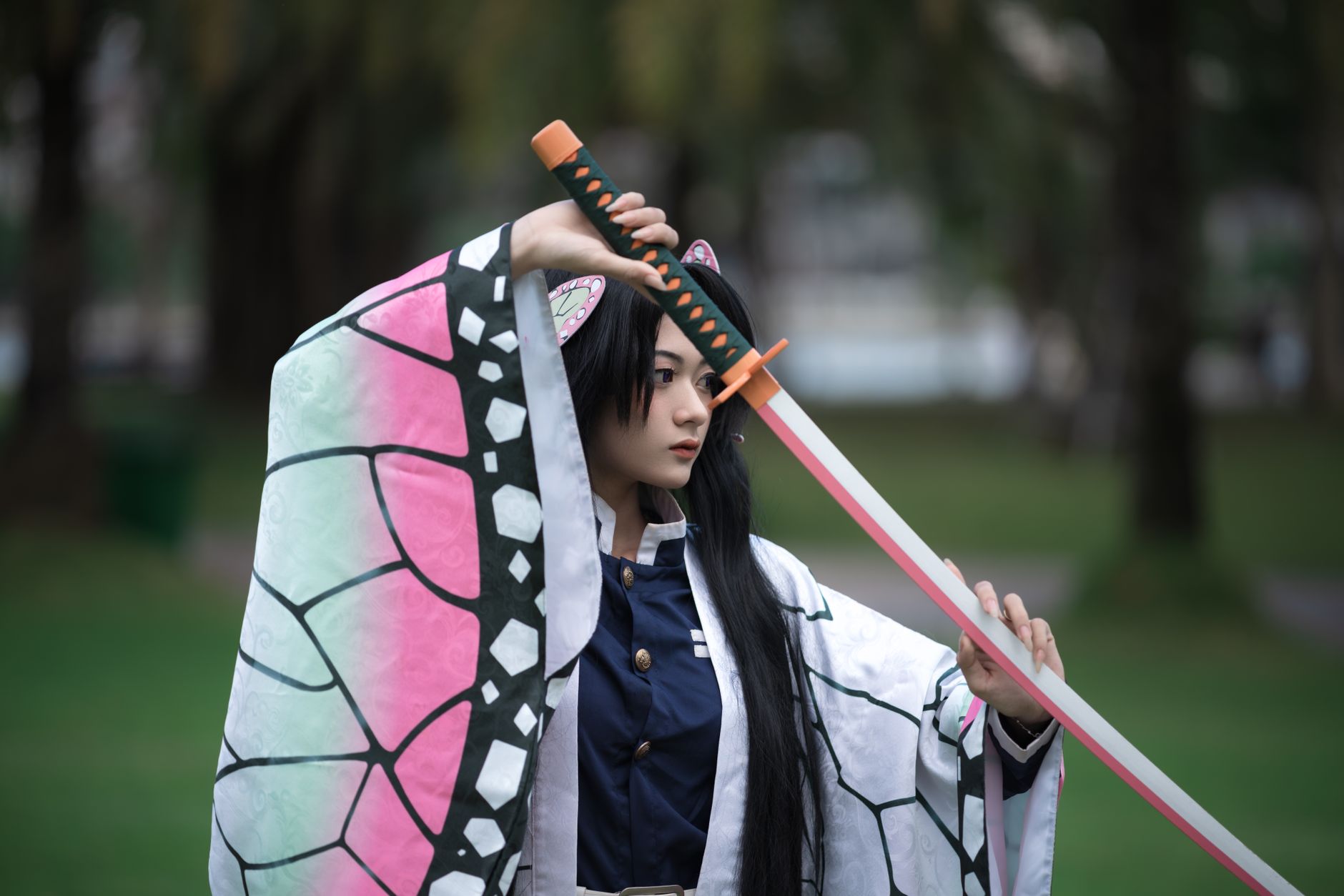 胡蝶しのぶの基本プロフィールと外見の特徴