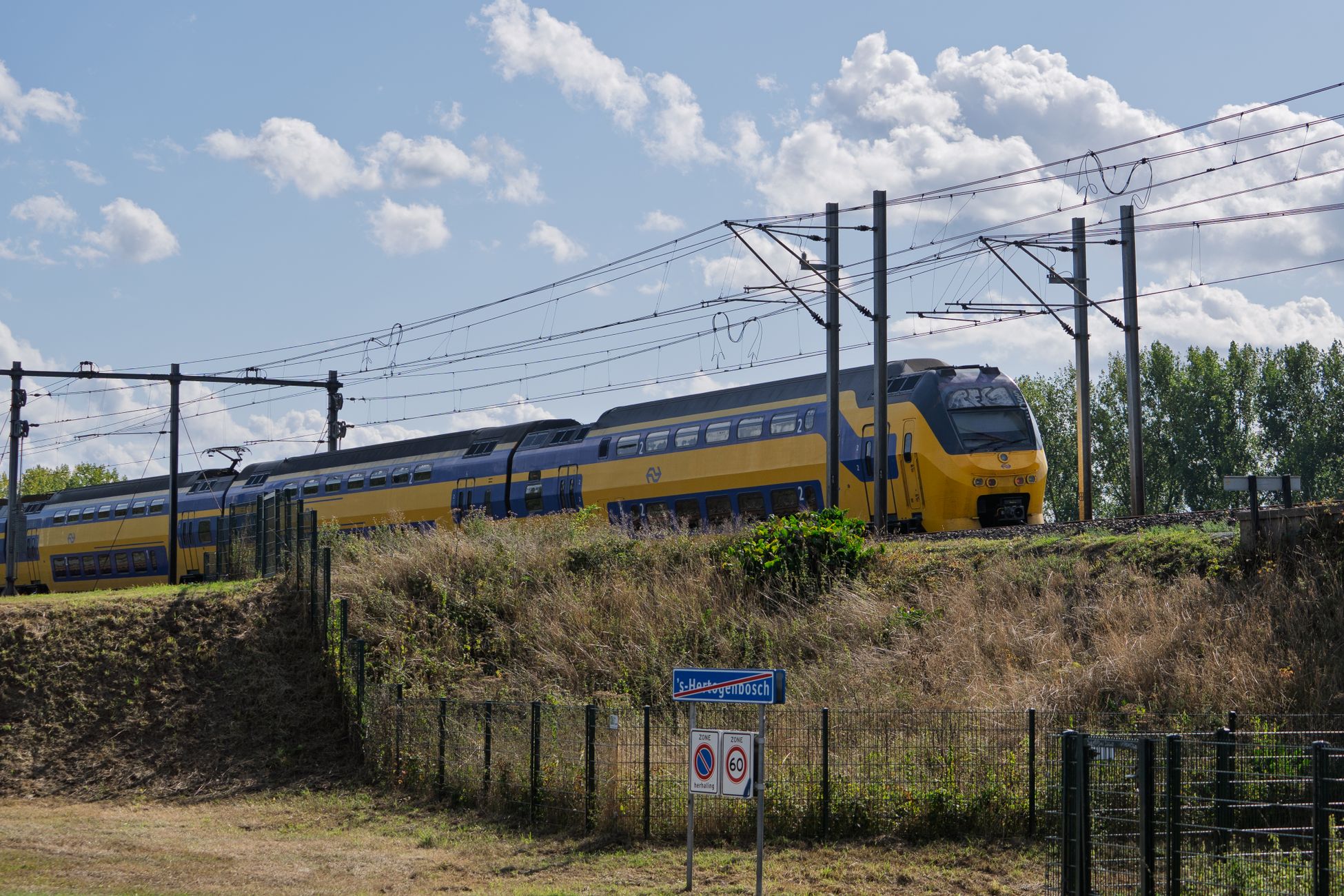 Drenthe investeert 50 miljoen in Nedersaksenlijn