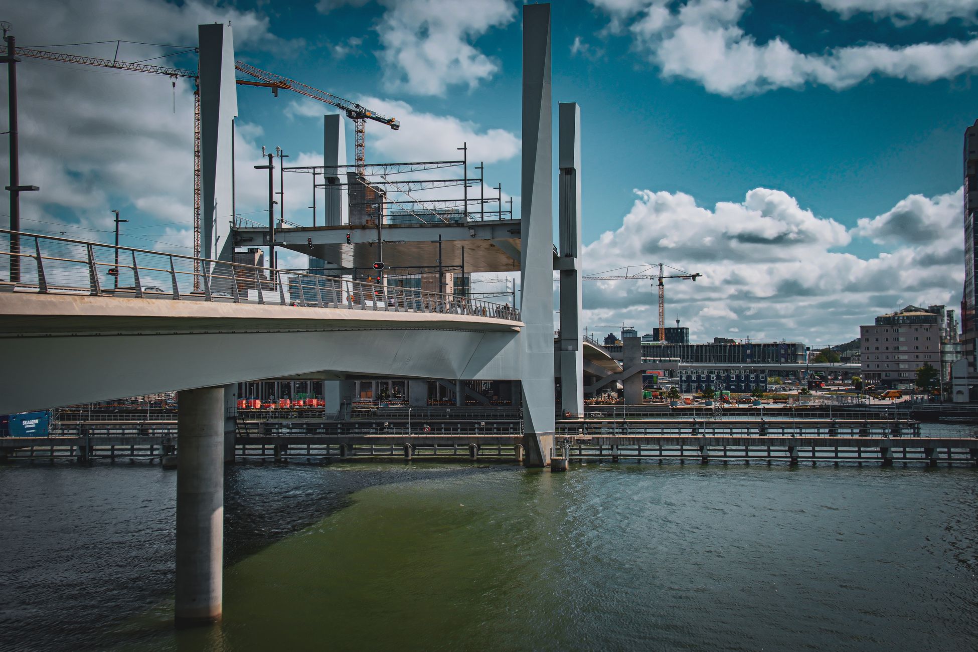Minister Karremans ziet geen tijdelijke fietsverbinding bij Gerrit Krolbrug