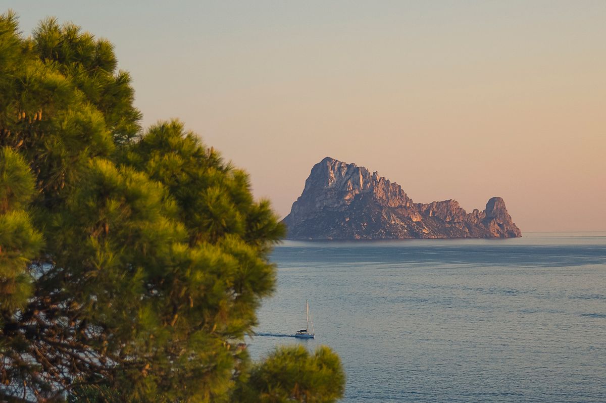 Hut Ibizagirl