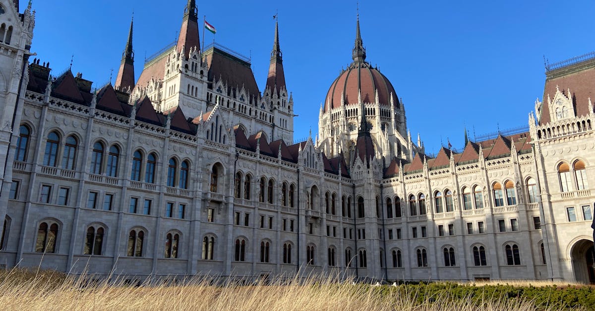 政治獻金專戶真的是「自己的錢」?柯文哲法治觀念引熱議