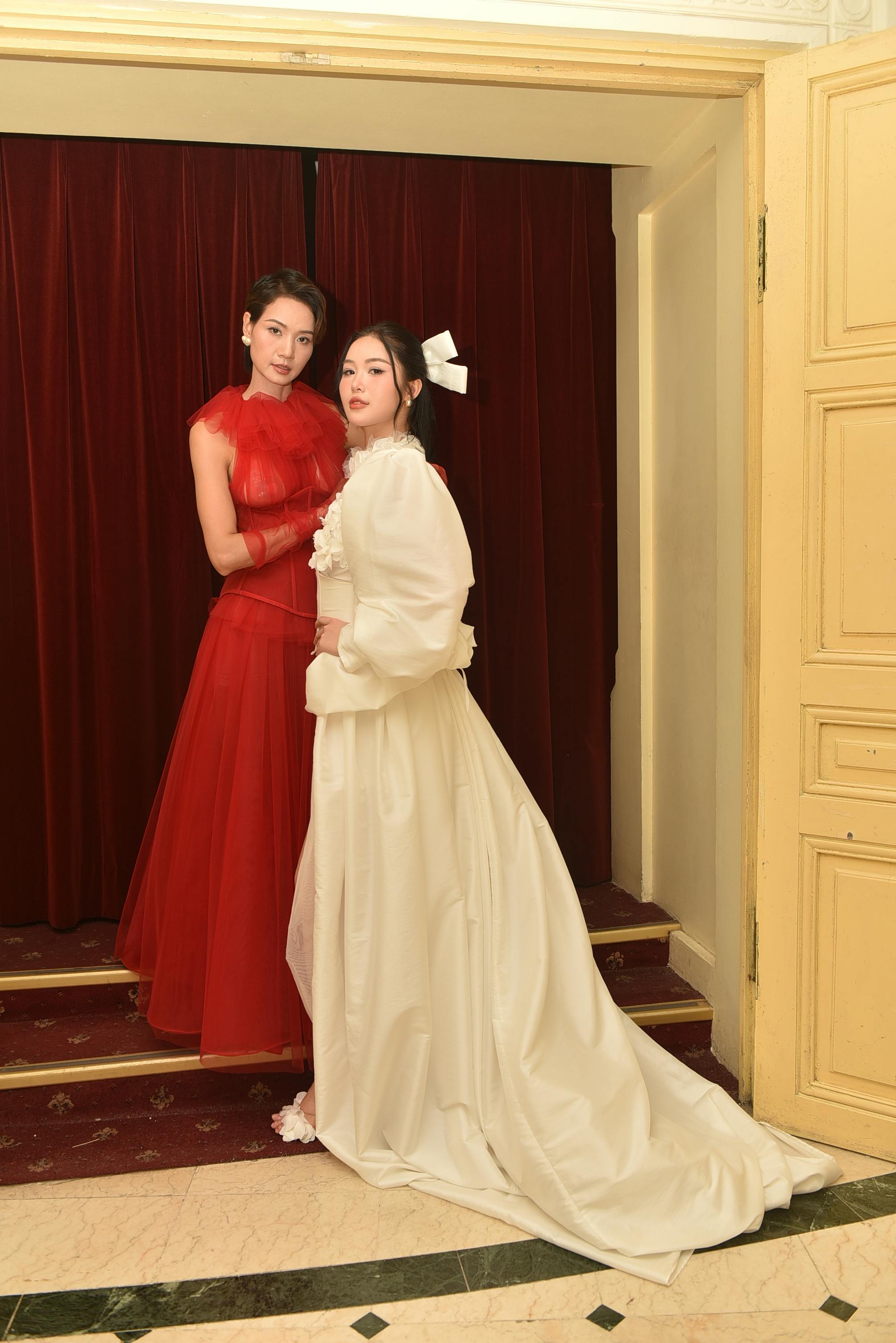 Classy Older Woman Photos, Download The BEST Free Classy Older Woman