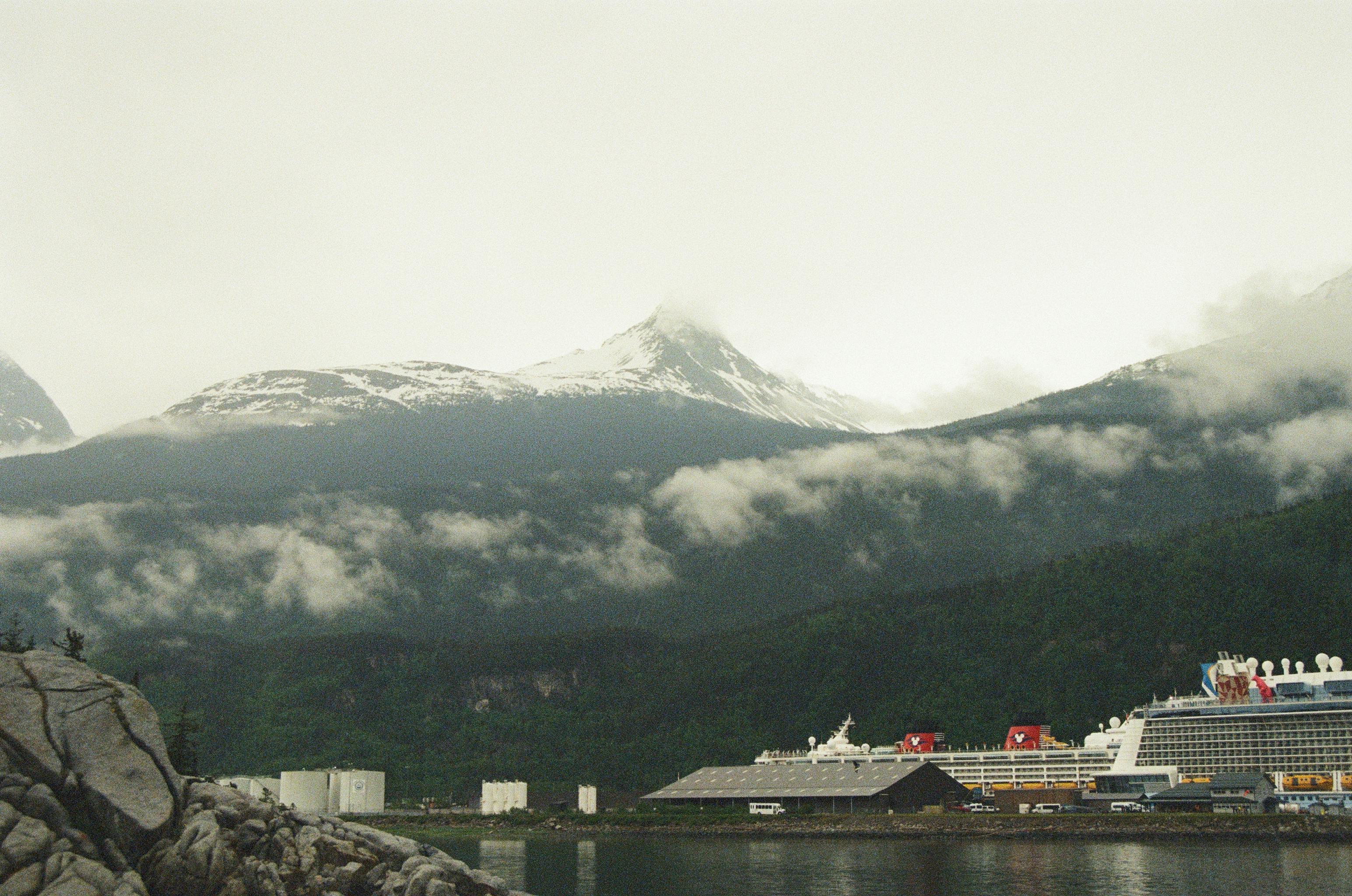 Alaska House advances bill regulating autonomous vehicles — Photo by Ben Jackson on Pexels