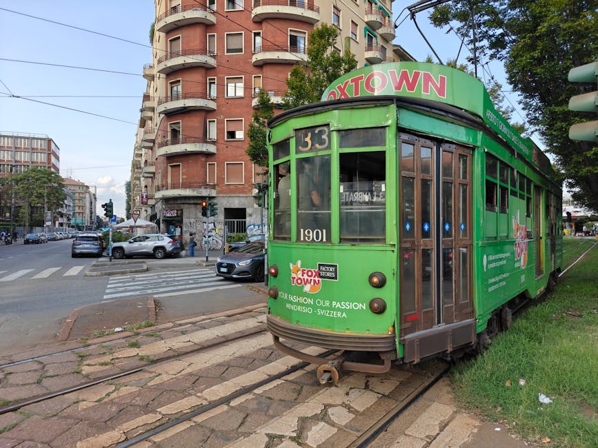 Milán al Amanecer: Un Paseo Mágico con Chiara por la Italia Despierta