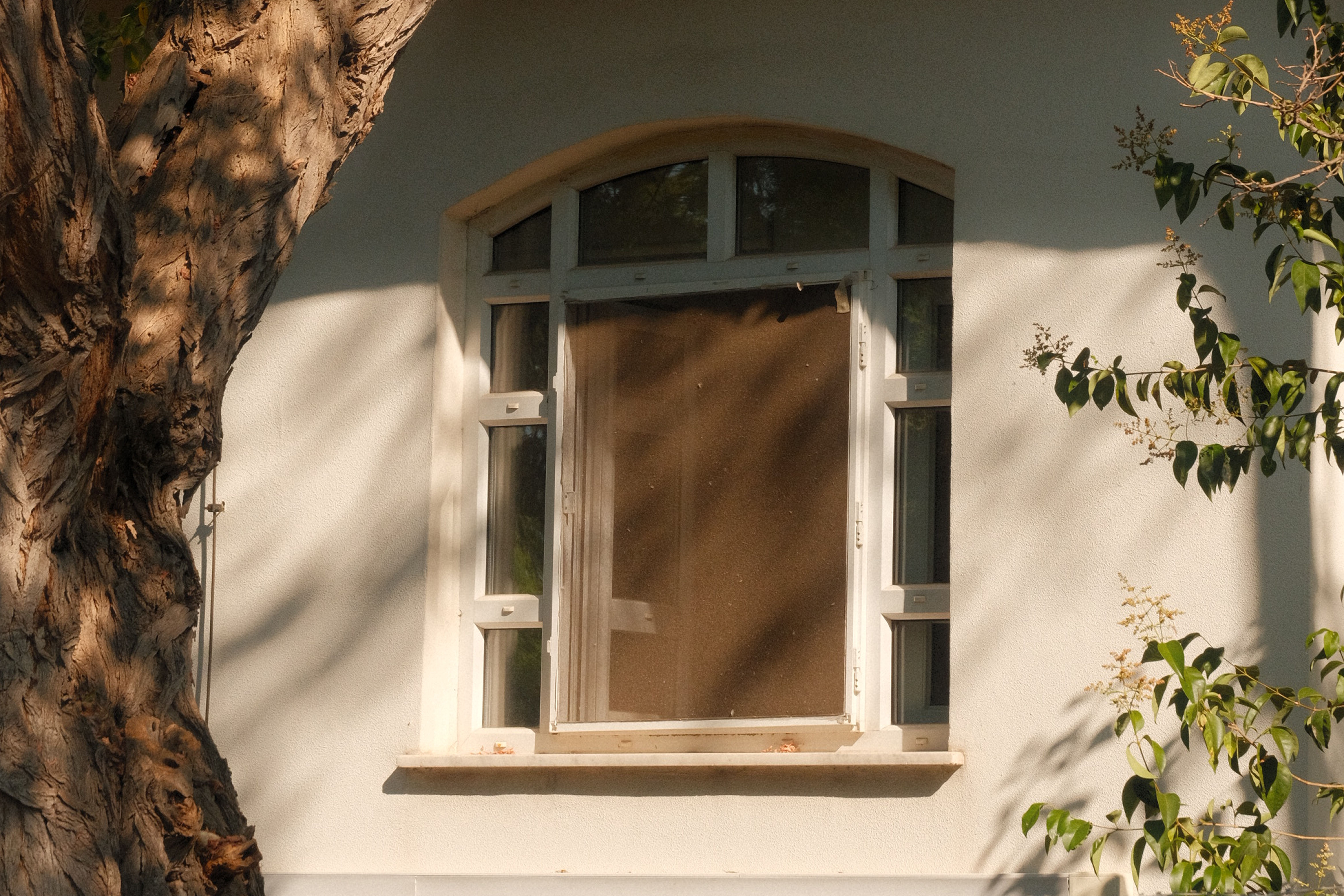 Exterior Painting in East Bedfont — dust sheets down and the room fully protected