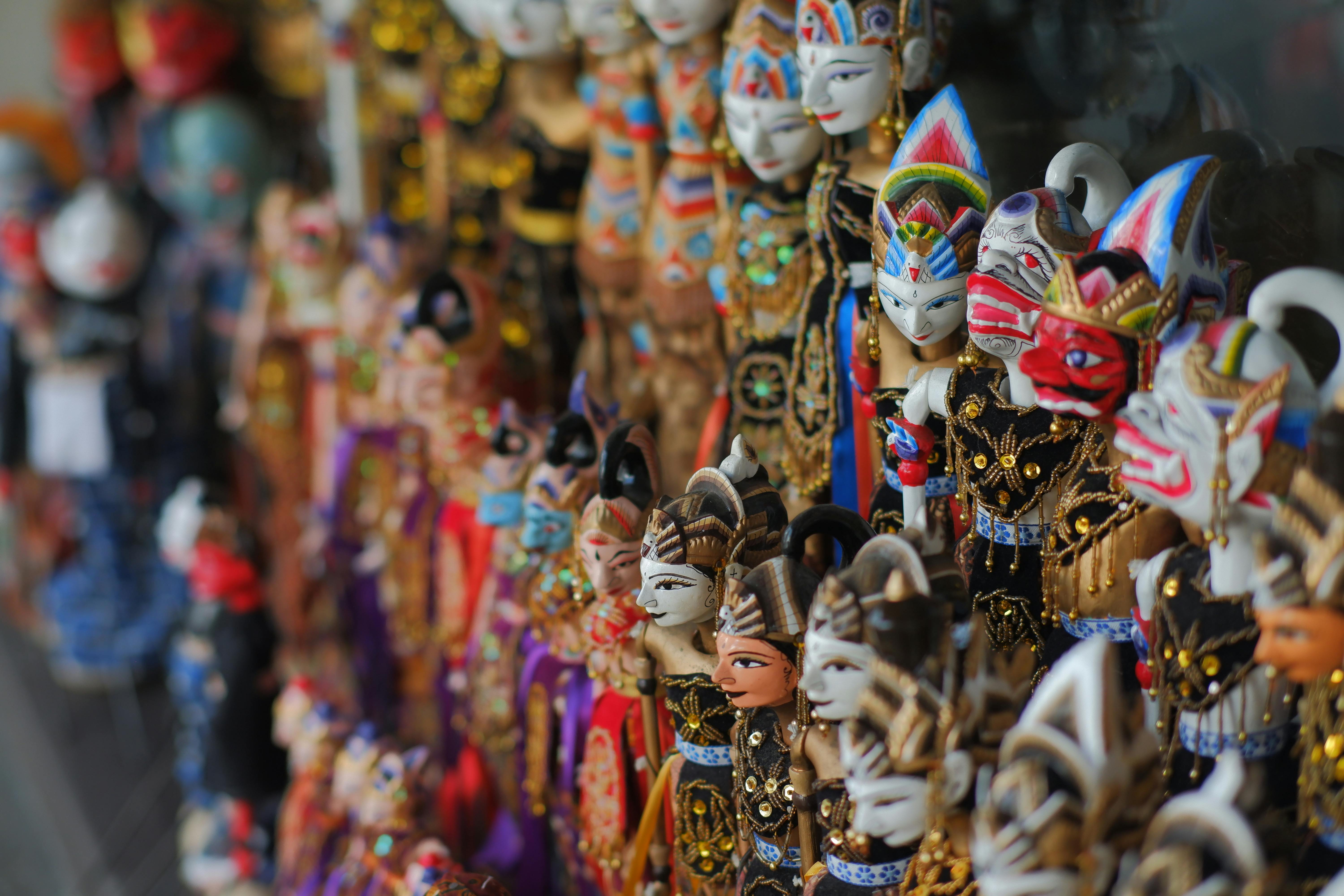 Perjalanan Epik Wayang Kulit Modern Mengubah Cerita Rakyat Jawa