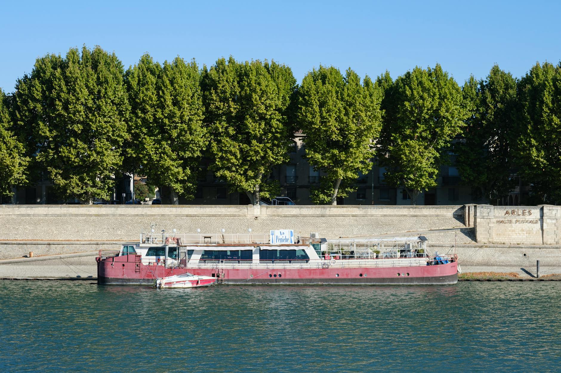 Popular sights in Languedoc Roussillon Landmarks in Languedoc Roussillon