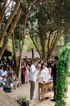A beautiful outdoor wedding ceremony in São Paulo, captured in a lush setting.