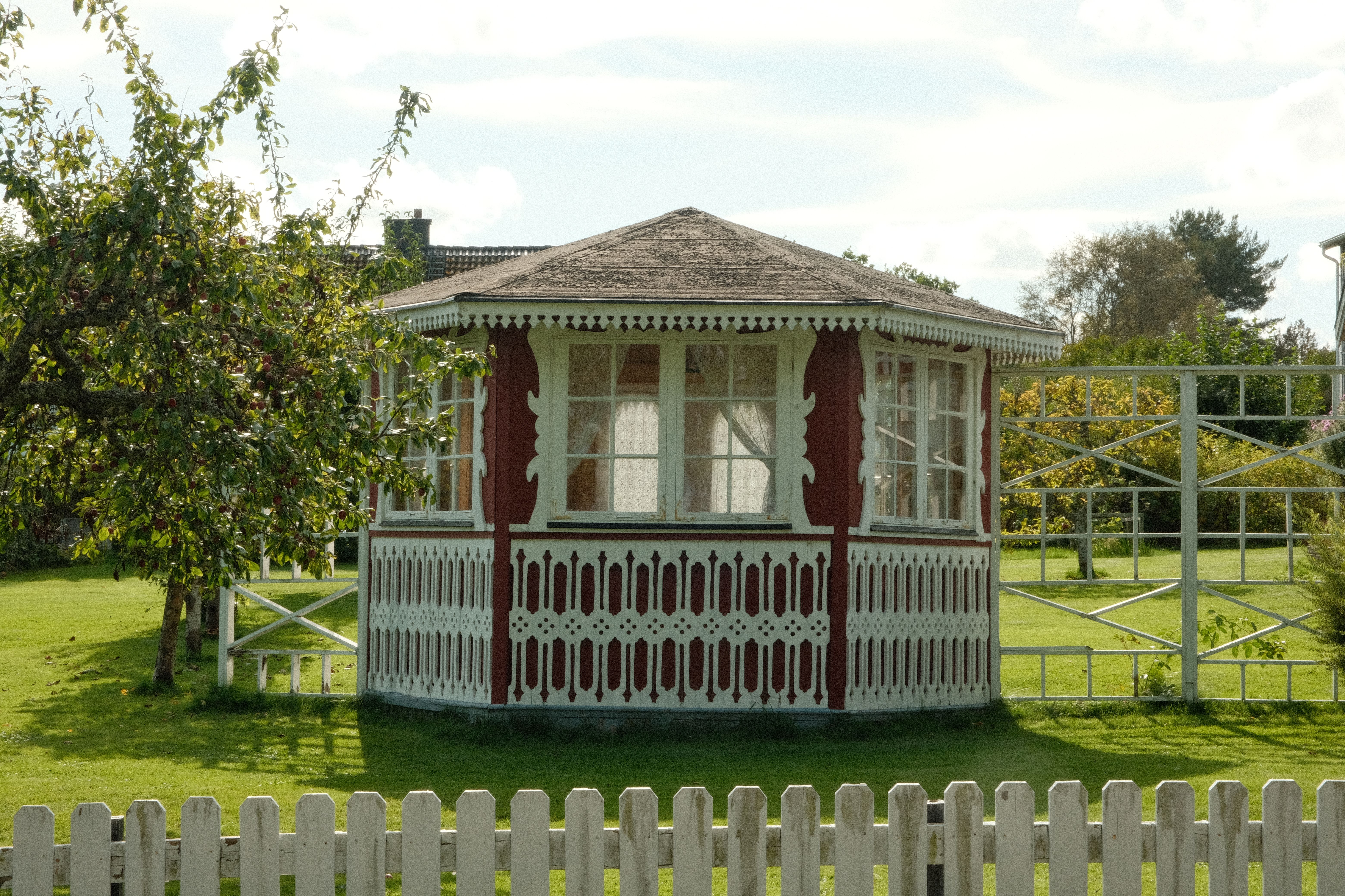 Fence and Decking Painting in Wembley Park — dust sheets down and the room fully protected