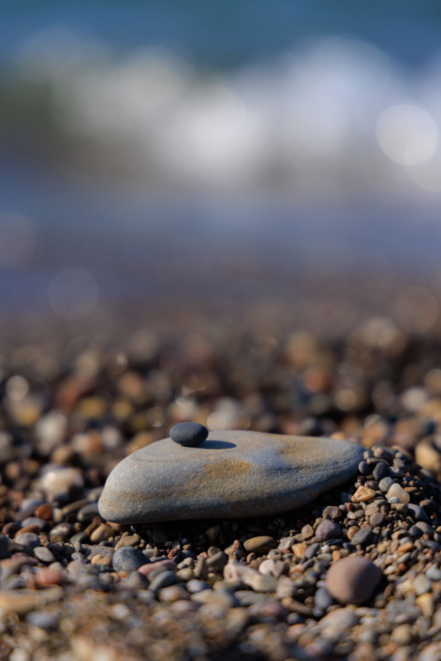 Klares Design mit Strand & Friedlich – Minimalistisch