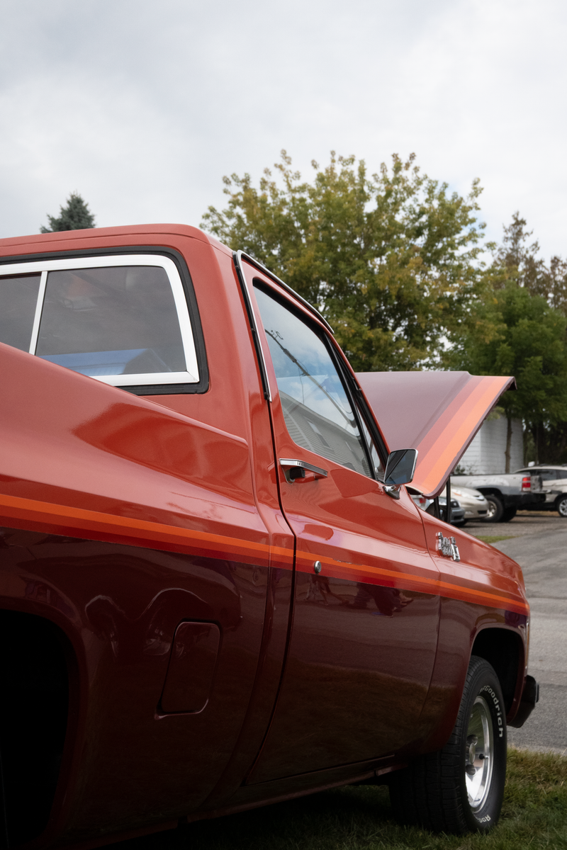 Smillie service truck in neighborhood
