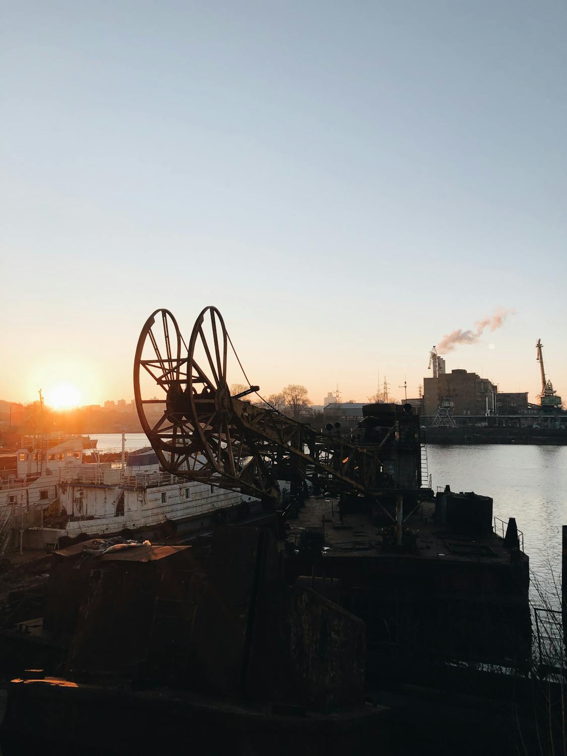 Blackstone Minerals Completes Vietnamese Studies for Ta Khoa Refinery