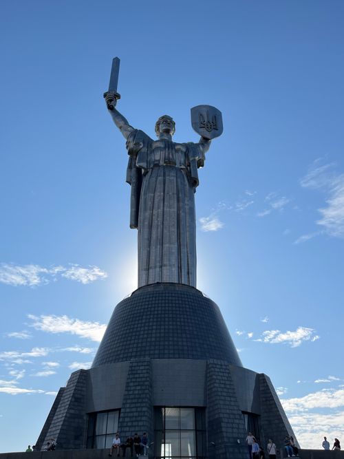 Free Majestic view of Kyiv's Motherland Monument under a clear blue sky. Stock Photo