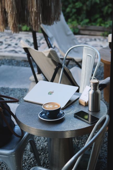 freelance side job workspace