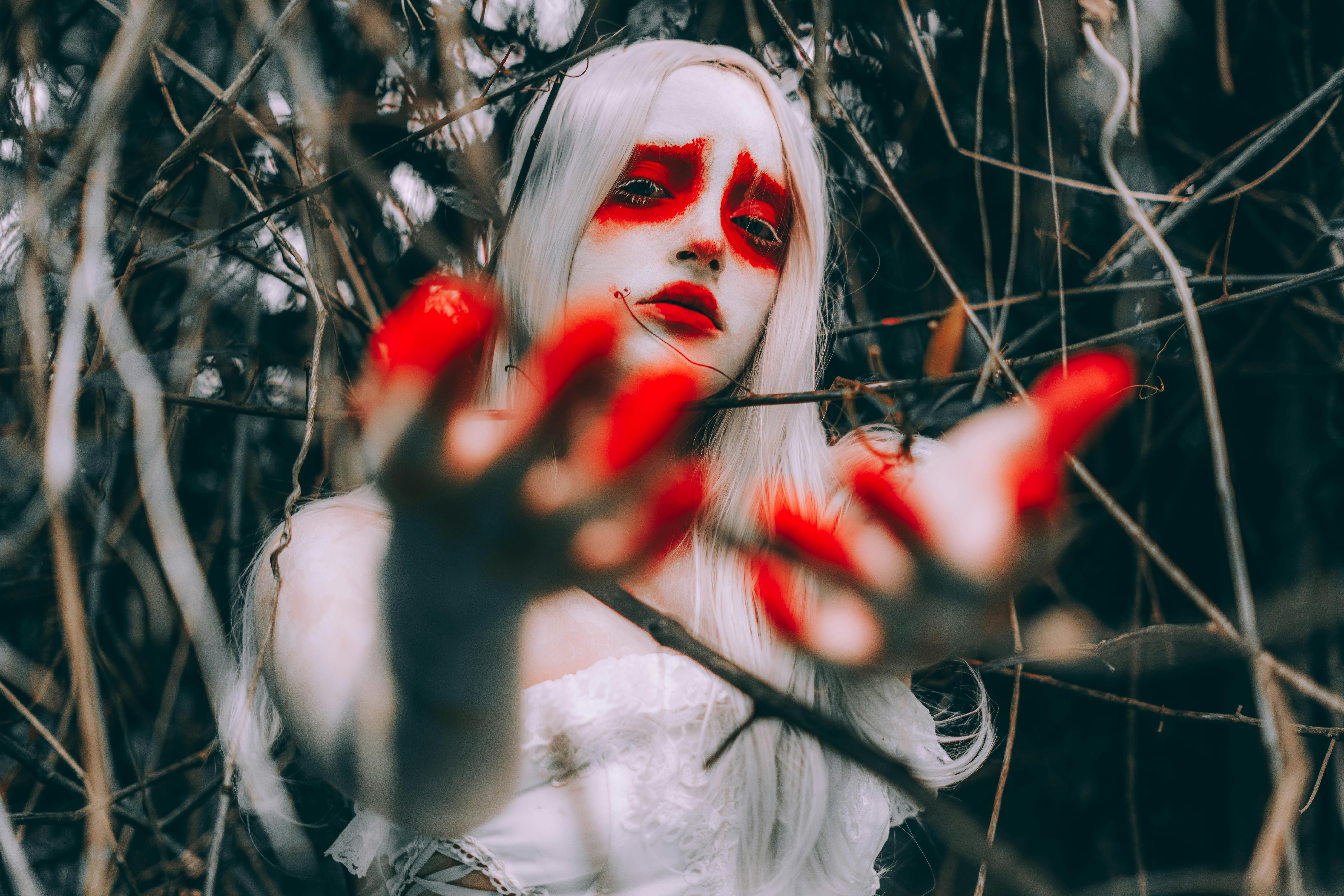 3 Fantasy Series Like A Discovery of Witches to Stream Now — Photo by Juan Jesus Madrigal Herrera on Pexels