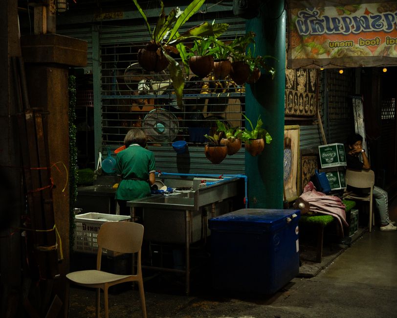 Clean and modern hostel dormitory in Bangkok, Thailand