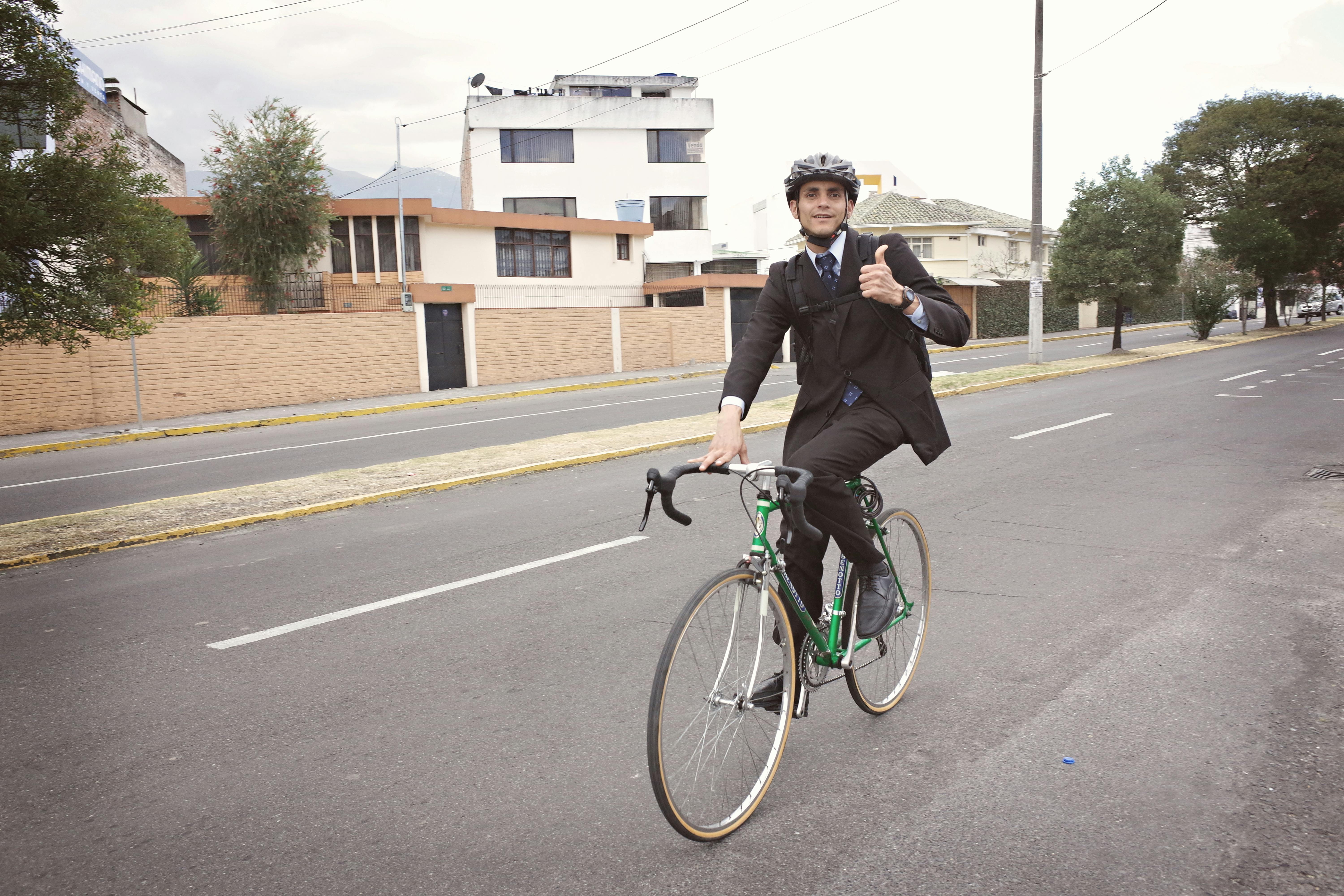 Eco Friendly Commuting Hacks for a Greener Future