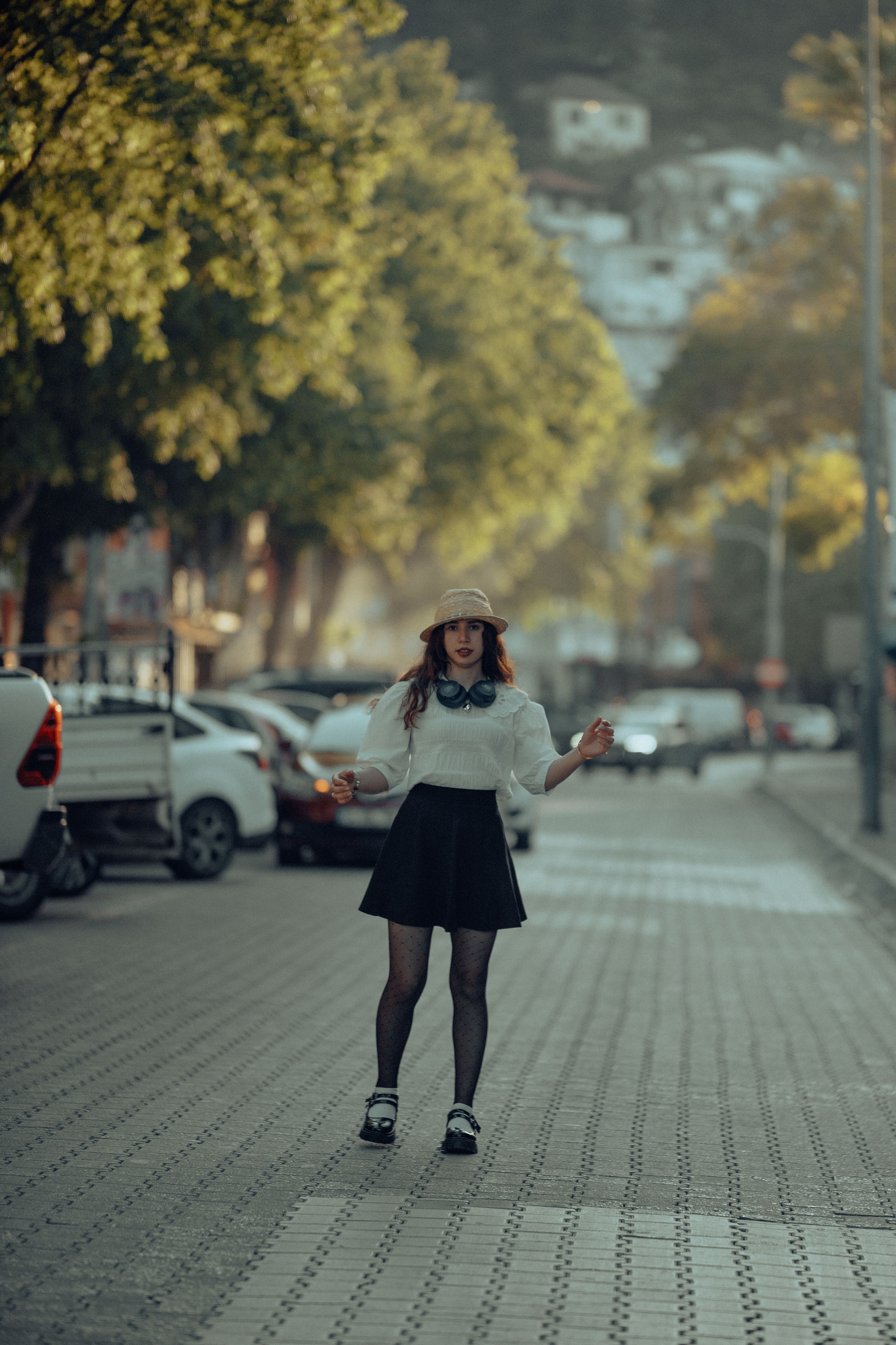 How to Become a Teen Fashion Model: Your Ultimate Guide to Stardom!