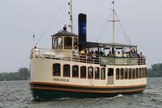 Boat Tour in Toronto