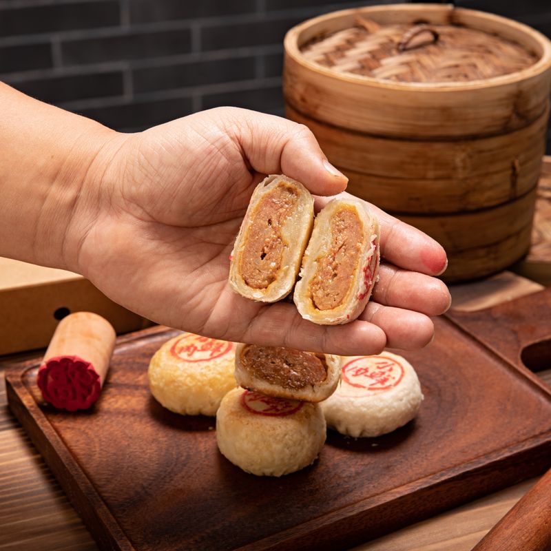Chinese Mooncake with Lotus Paste and Salted Yolk