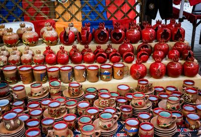Pomegranate-motif ceramics