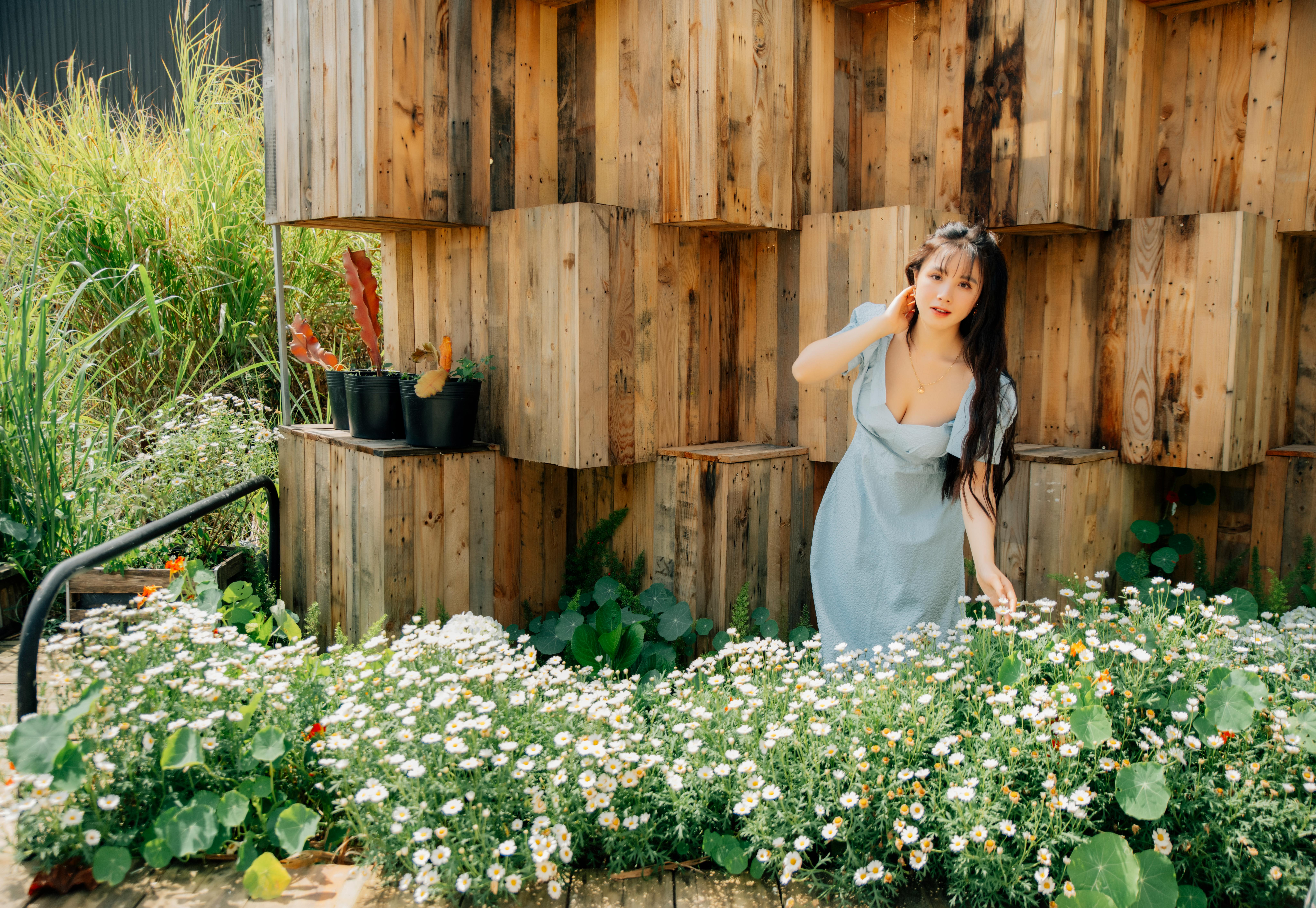 Aazon.co : JUPHIGH 7 Piece Gardening Tools Set &amp;ap; Leather Garden — Photo by Luong  Minh Toan on Pexels