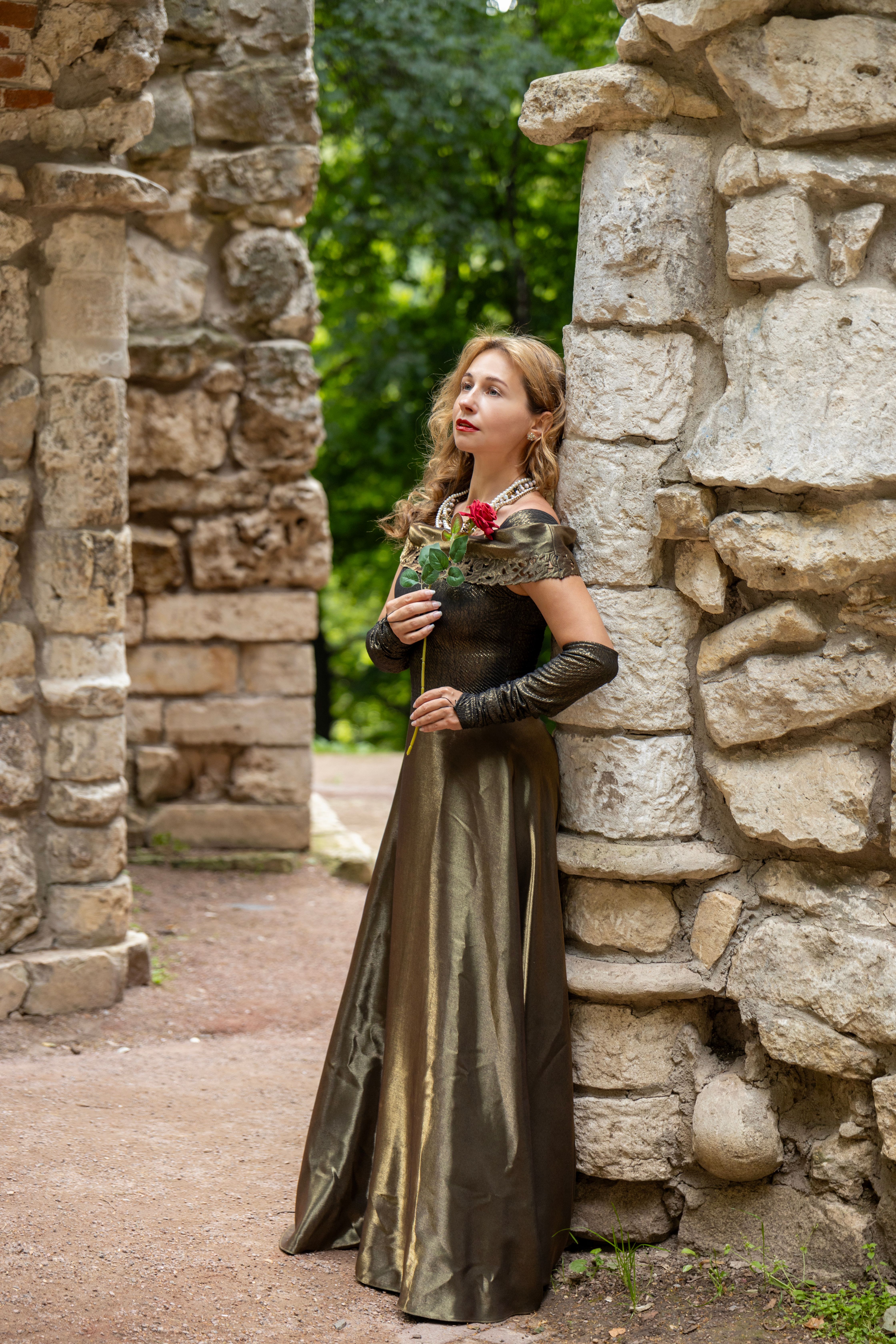 elegant medieval dresses Bliaut Noble