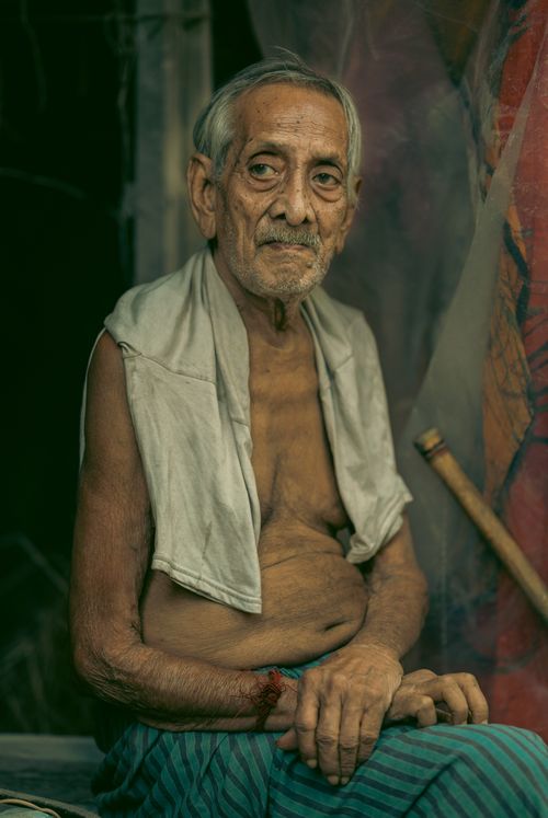 Free Portrait of an elderly man in Kolkata, India, showcasing a lifetime of wisdom. Stock Photo