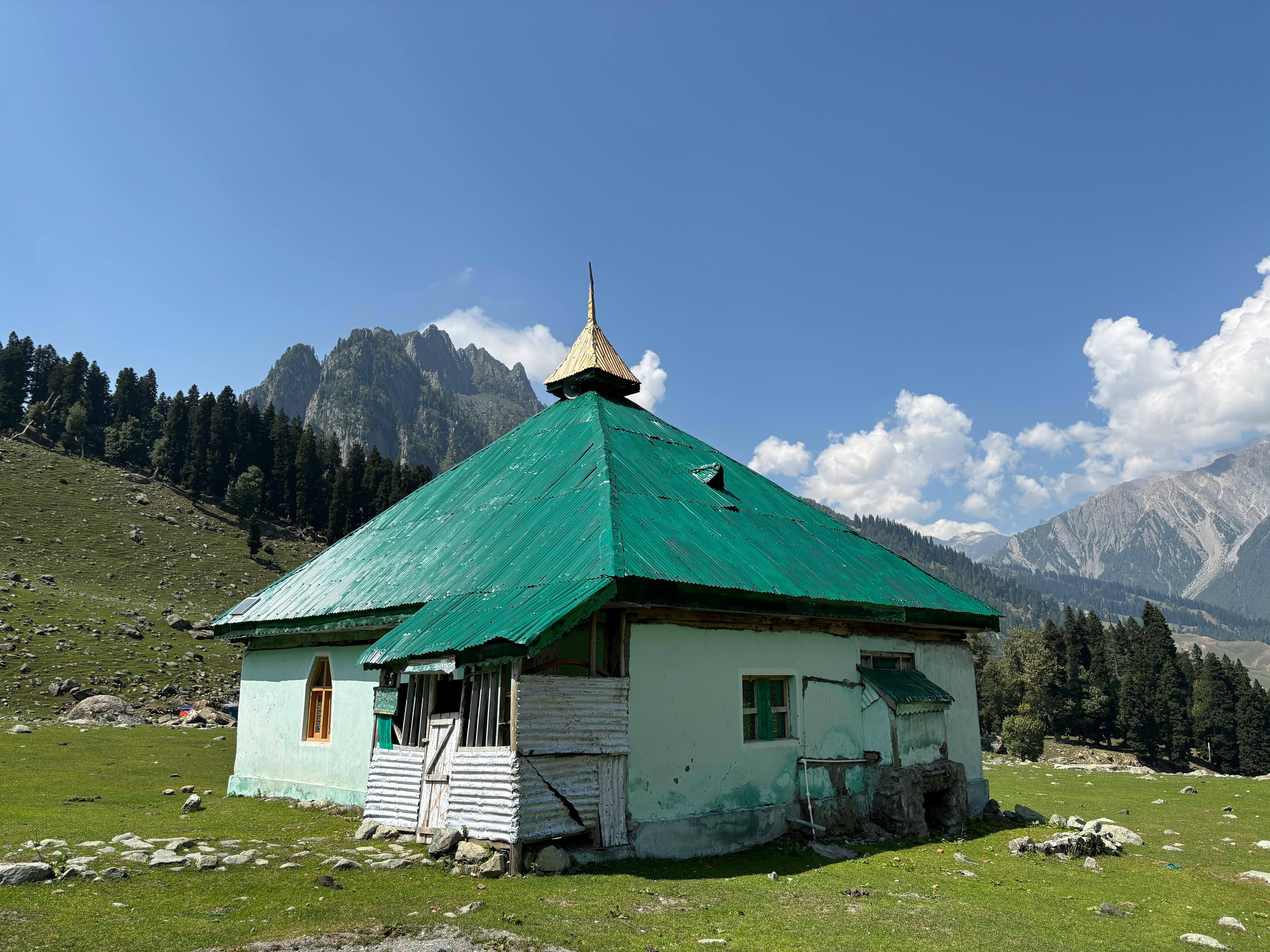 200 000+ Dressed/undressed+pics banque d’images et photos libres de