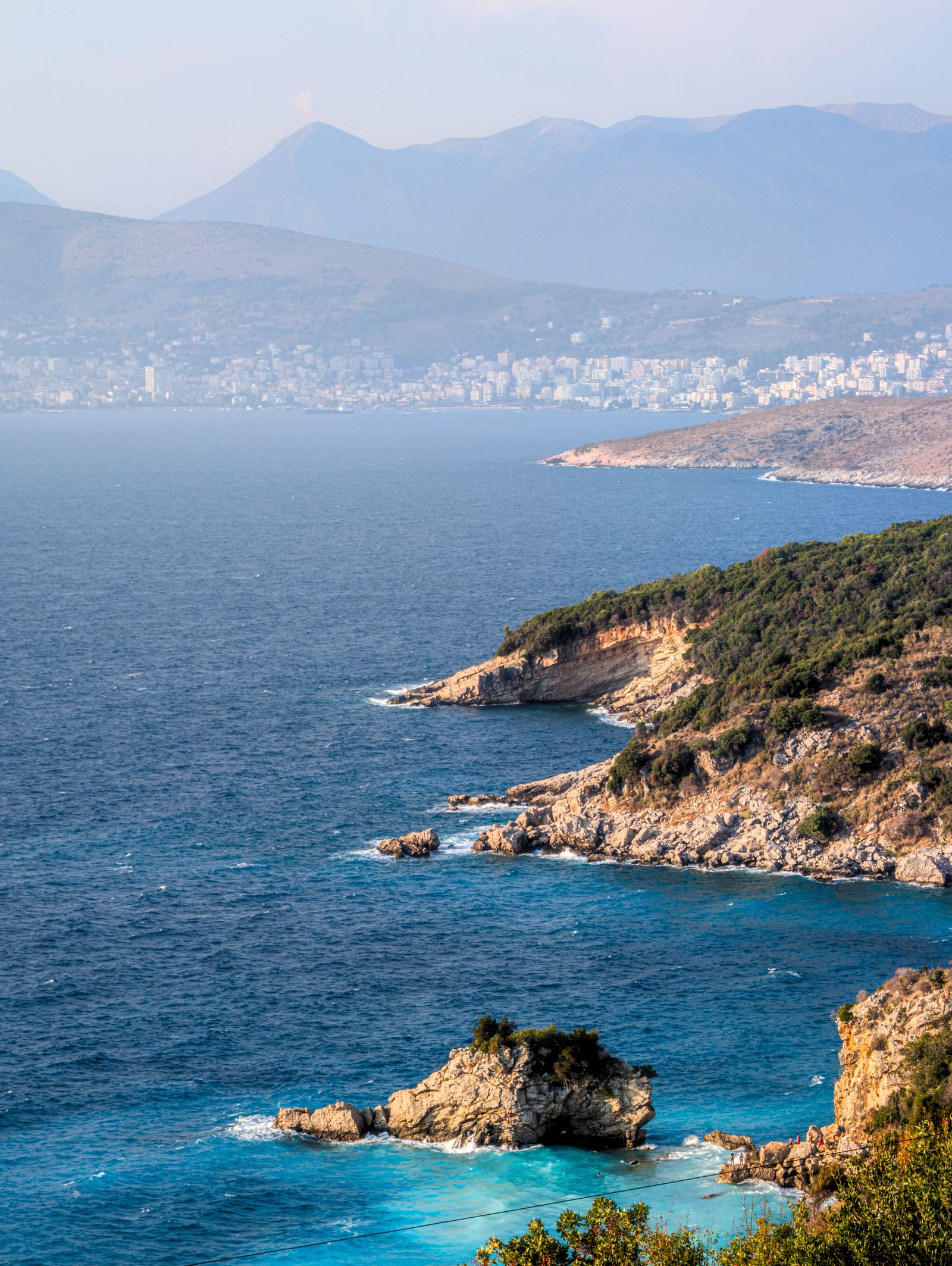 Albánia, Albania