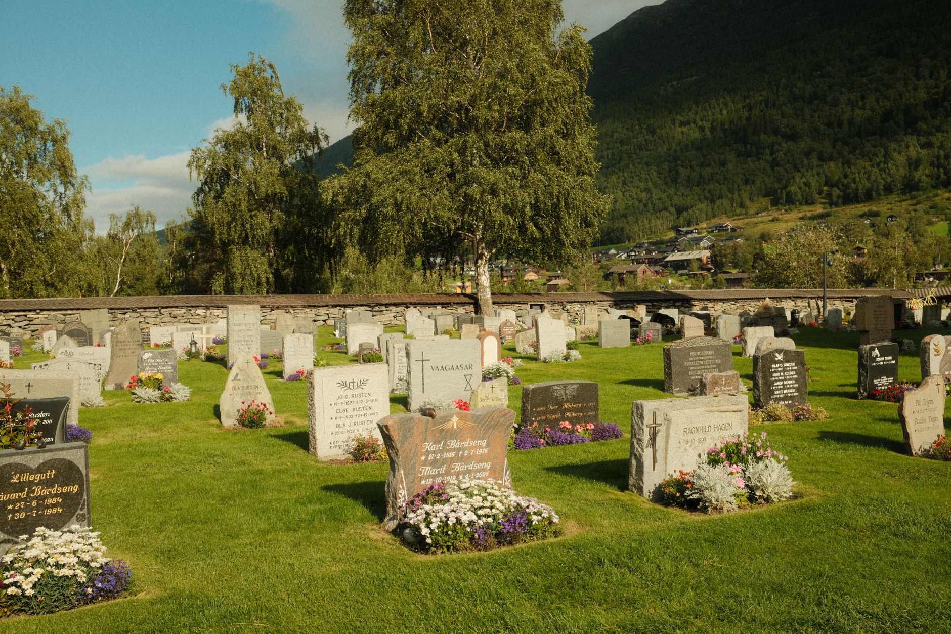 Morto a 89 anni, il re di Norvegia era sposato con una plebea ed era considerato un riformista