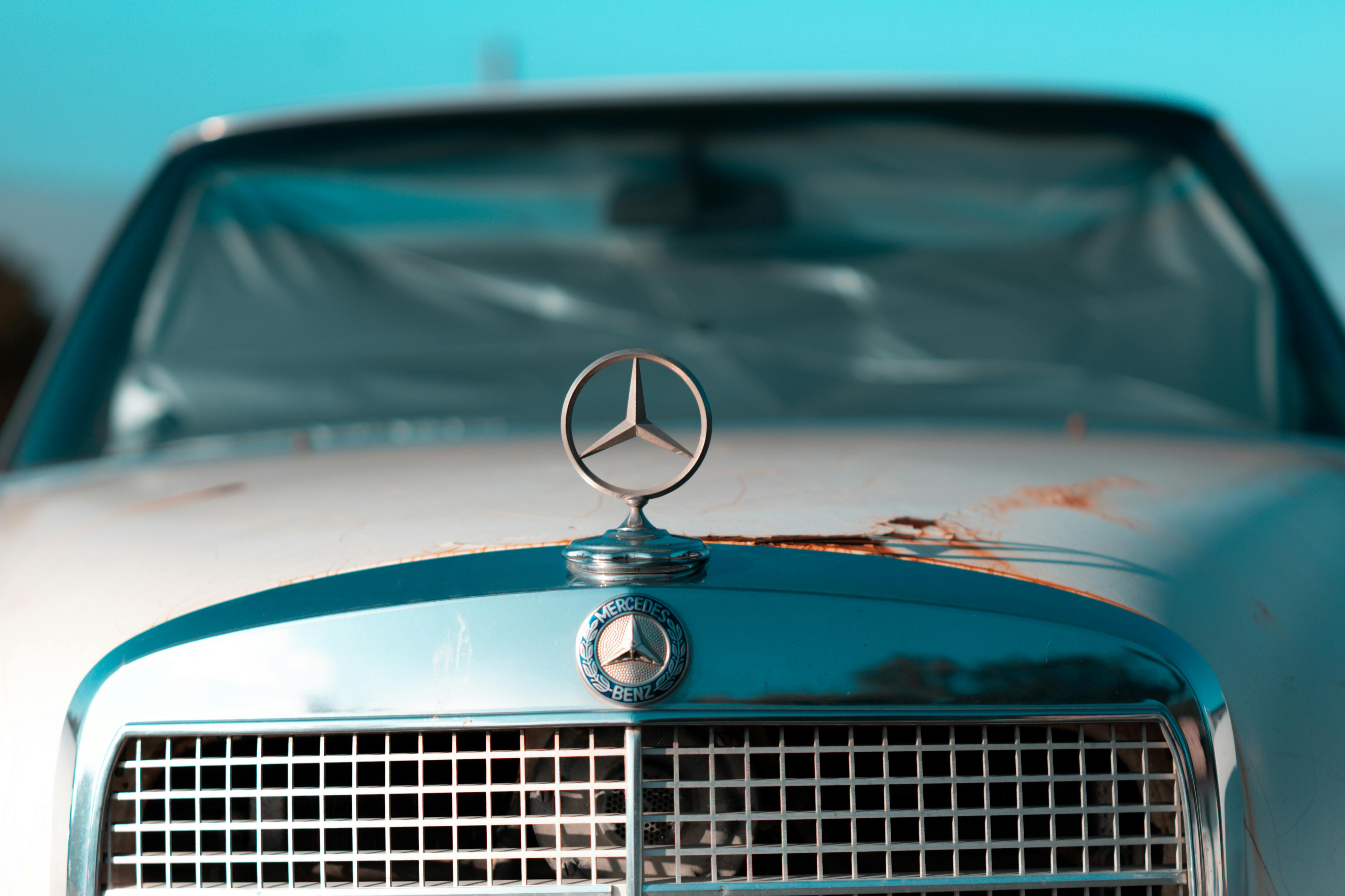 Boomers Driving Up Prices of Vintage Cars From the ’60s & ’70s