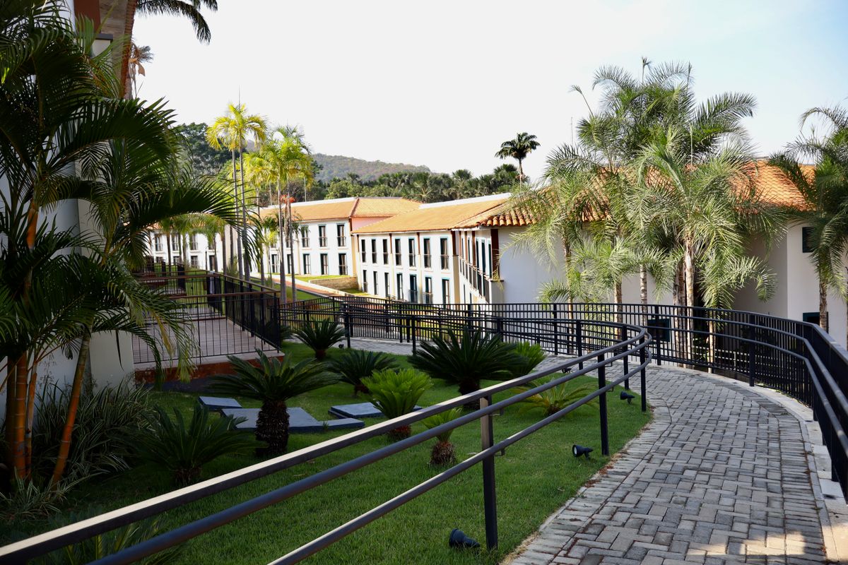 Commercial grounds
