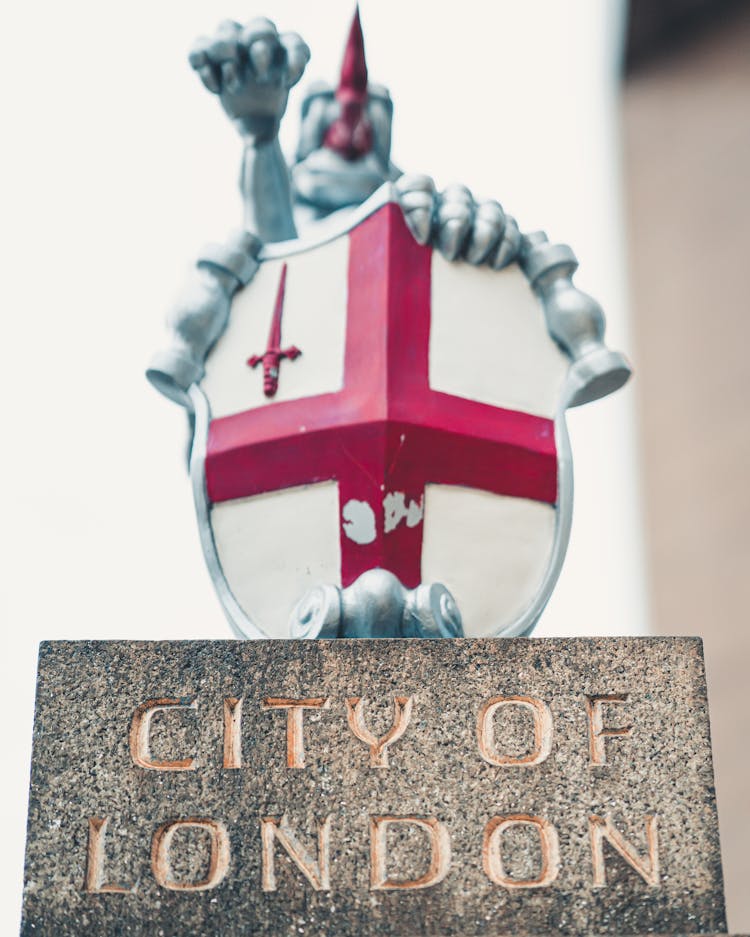 Emblem Of Knights Templar On Stone Stand