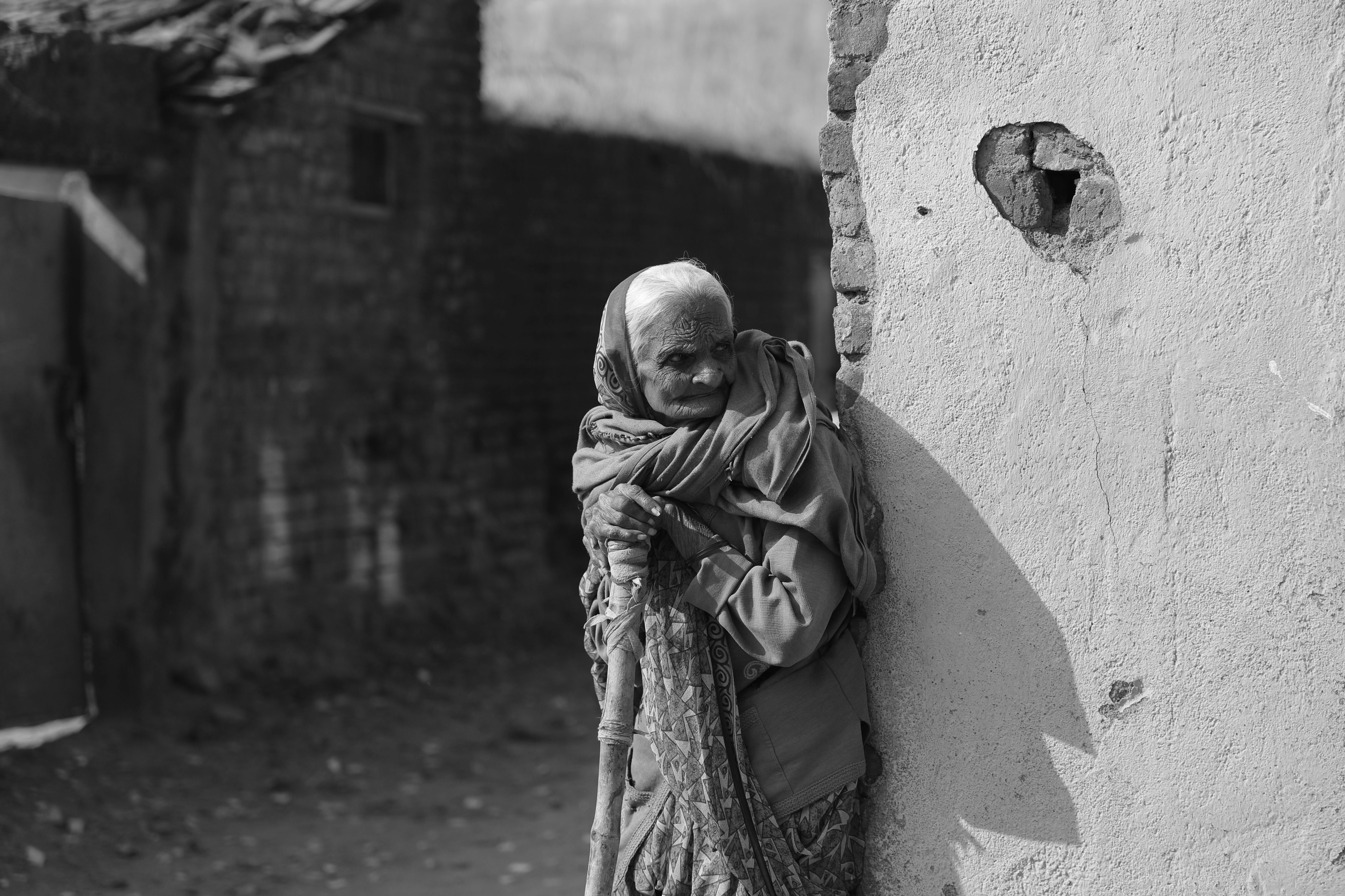 Secret Habits of Perfume Enthusiasts to Make Your Fragrance Last All Day