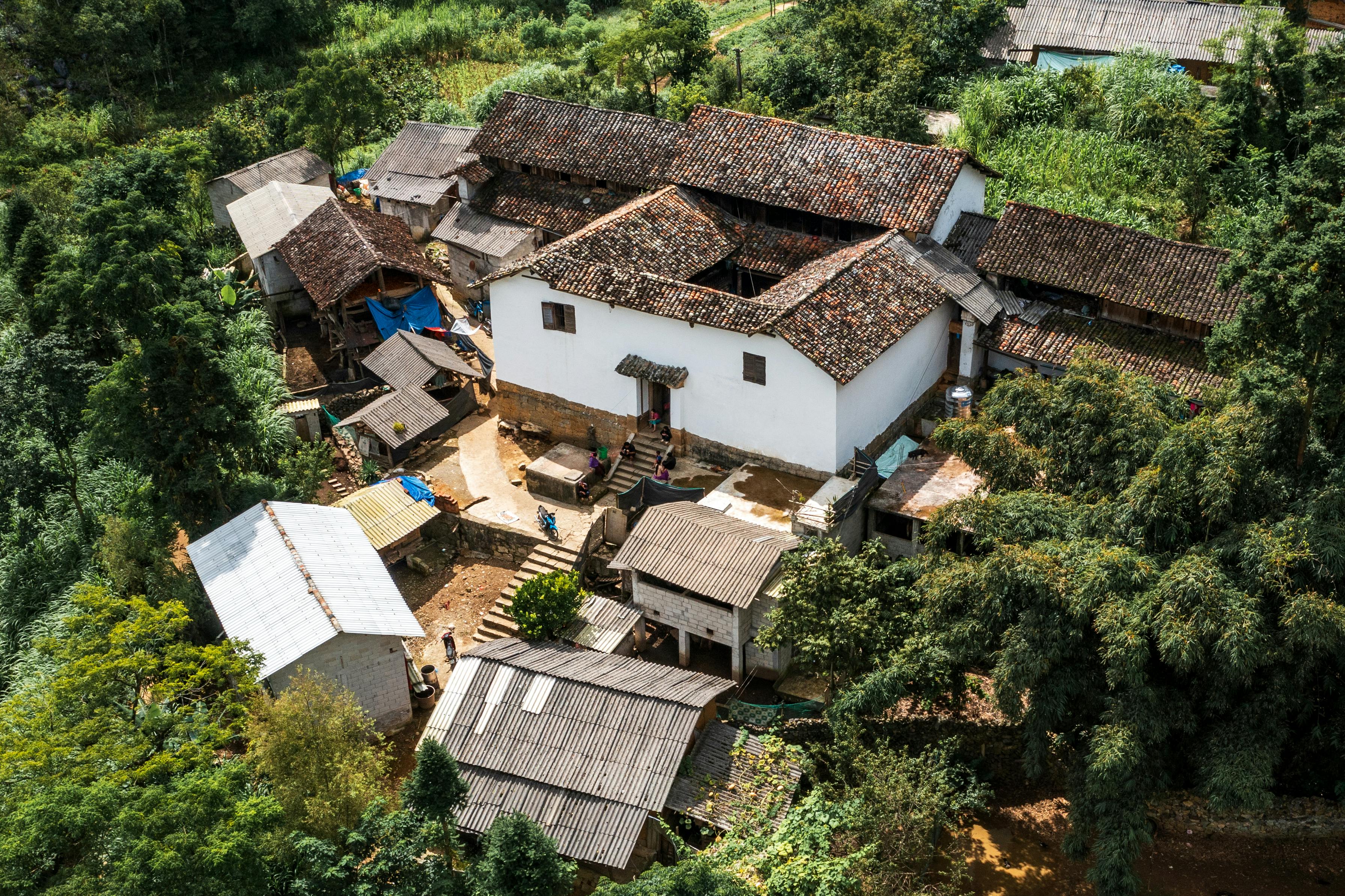 銘旺科技攜手彩光科技 導入AI無人機推動台灣農業升級