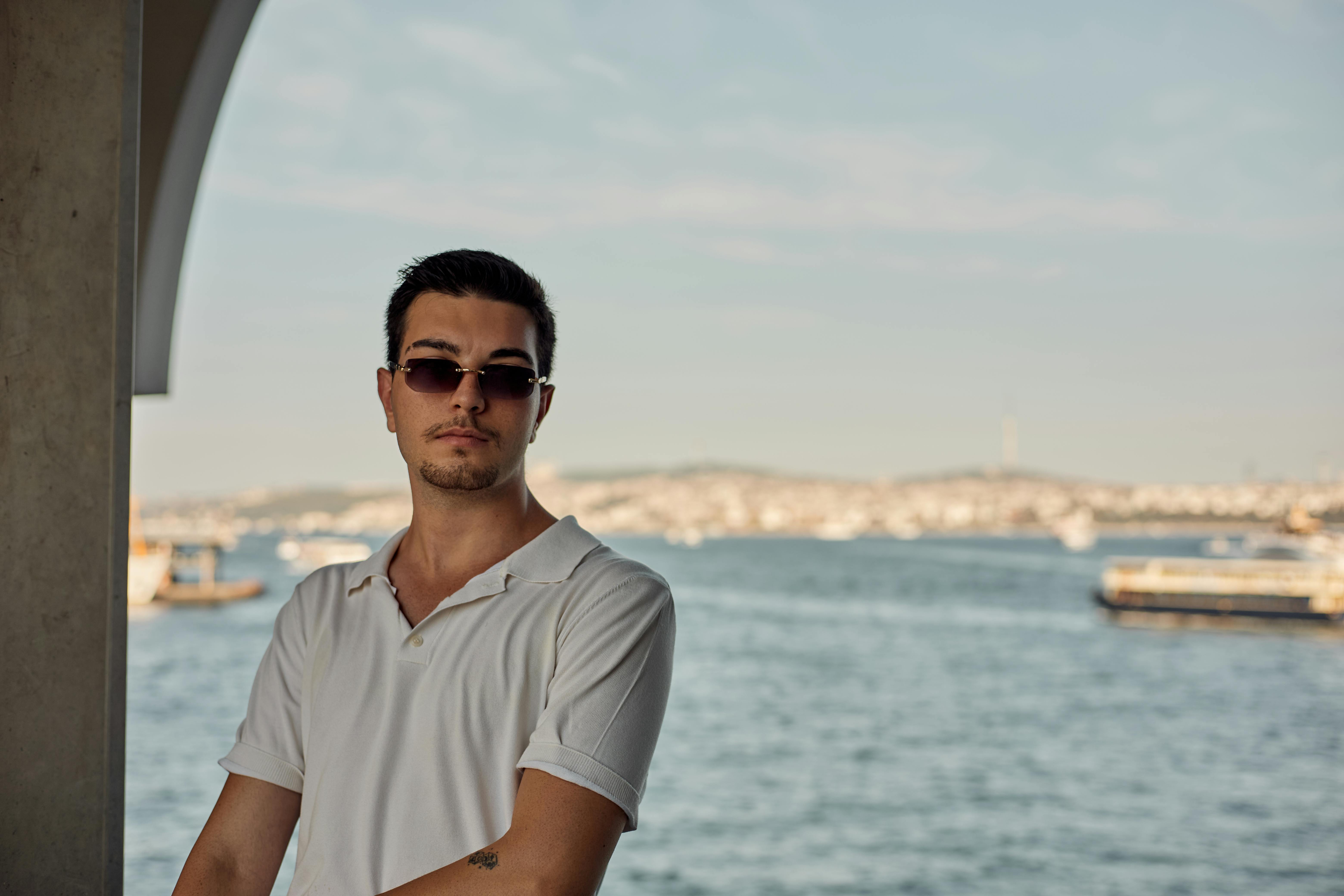 20 Size-Inclusive Fashion Brands To Shop For Your Summer Wardrobe — Photo by Eyüpcan Timur on Pexels