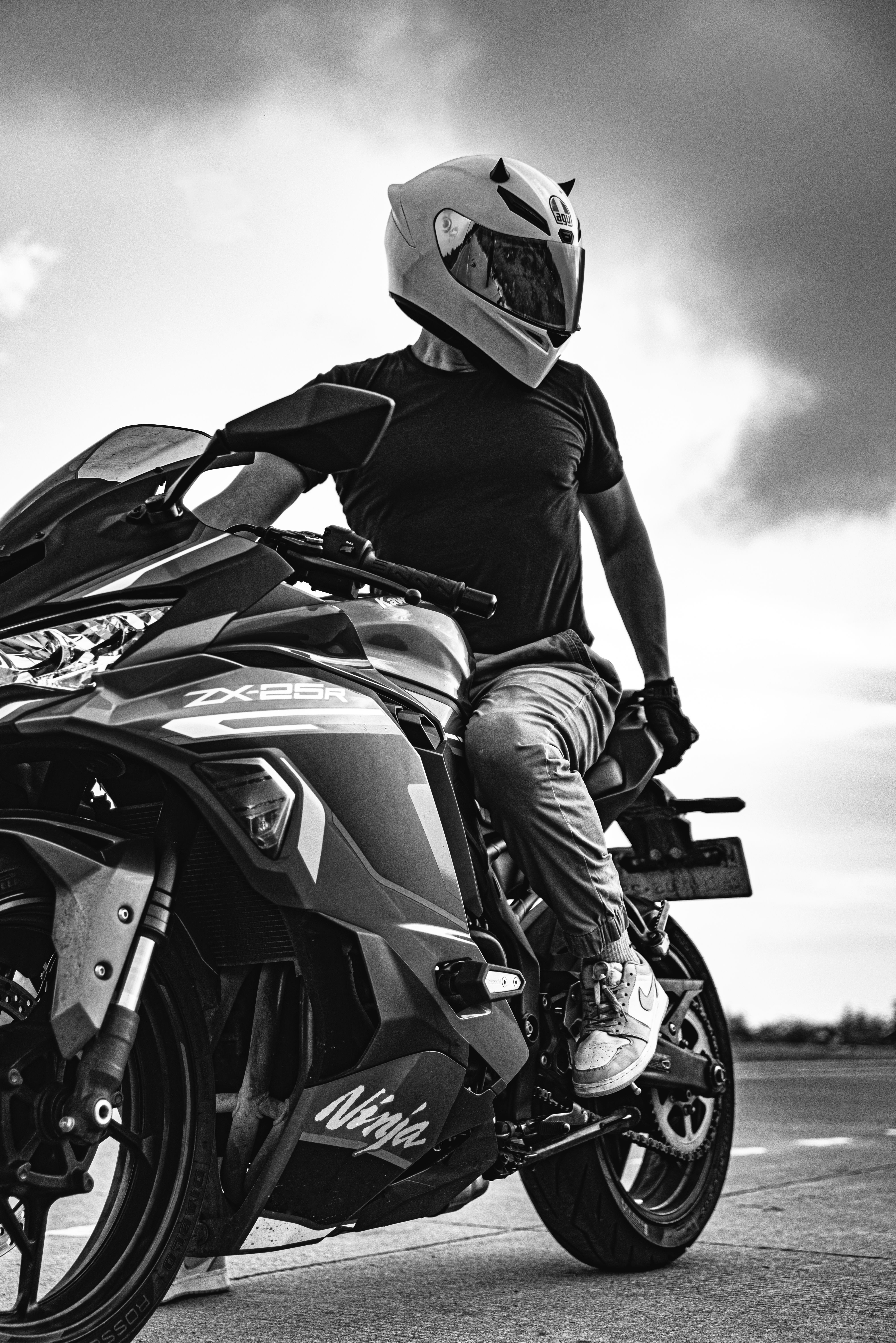 Kawasaki Ninja Zx 25r Photos, Download The BEST Free Kawasaki