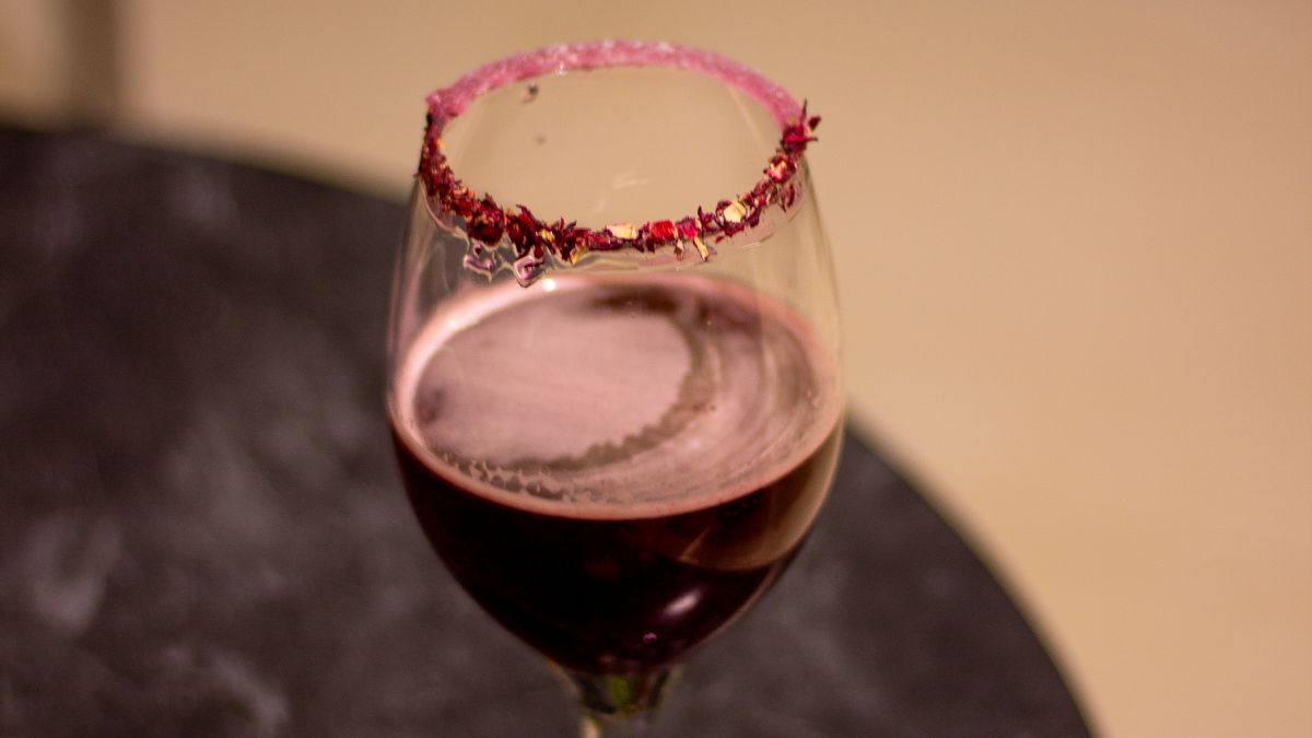Vins de dessert AOC : les meilleures associations avec les pâtisseries françaises