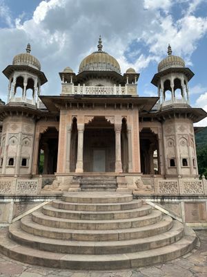 Jogi Mahal