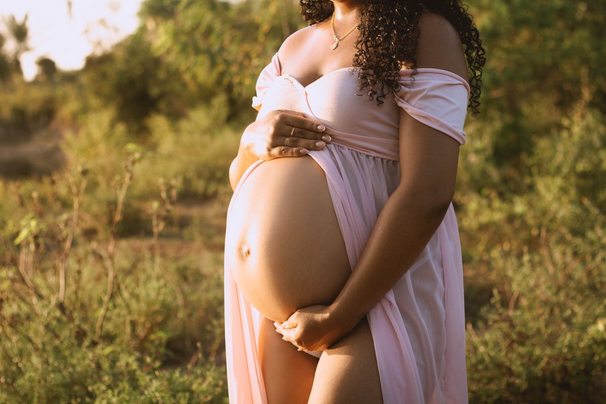 best maternity photoshoot locations Melbourne northern suburbs — outdoor pregnancy photography Craigieburn Sunbury Mickleham VIC