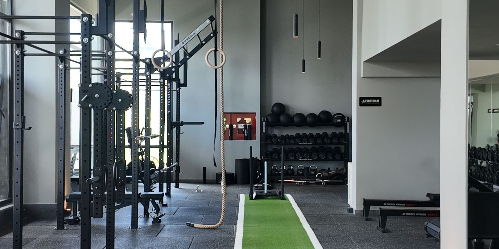 Gym & Tempat Fitness Terbaik di Jakarta Barat 2026