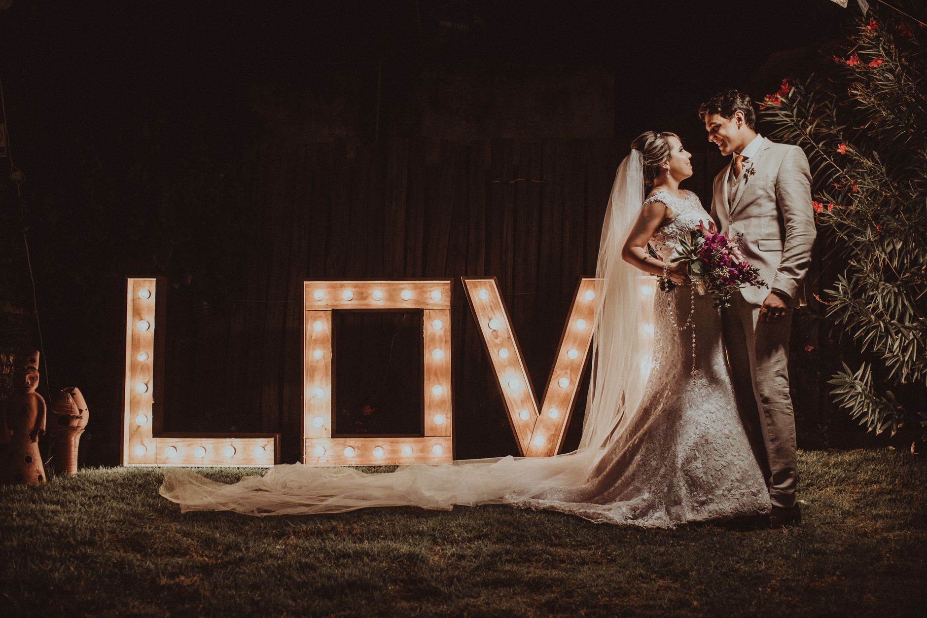 How to Make a Wedding Seating Chart (Without a Family Feud)
