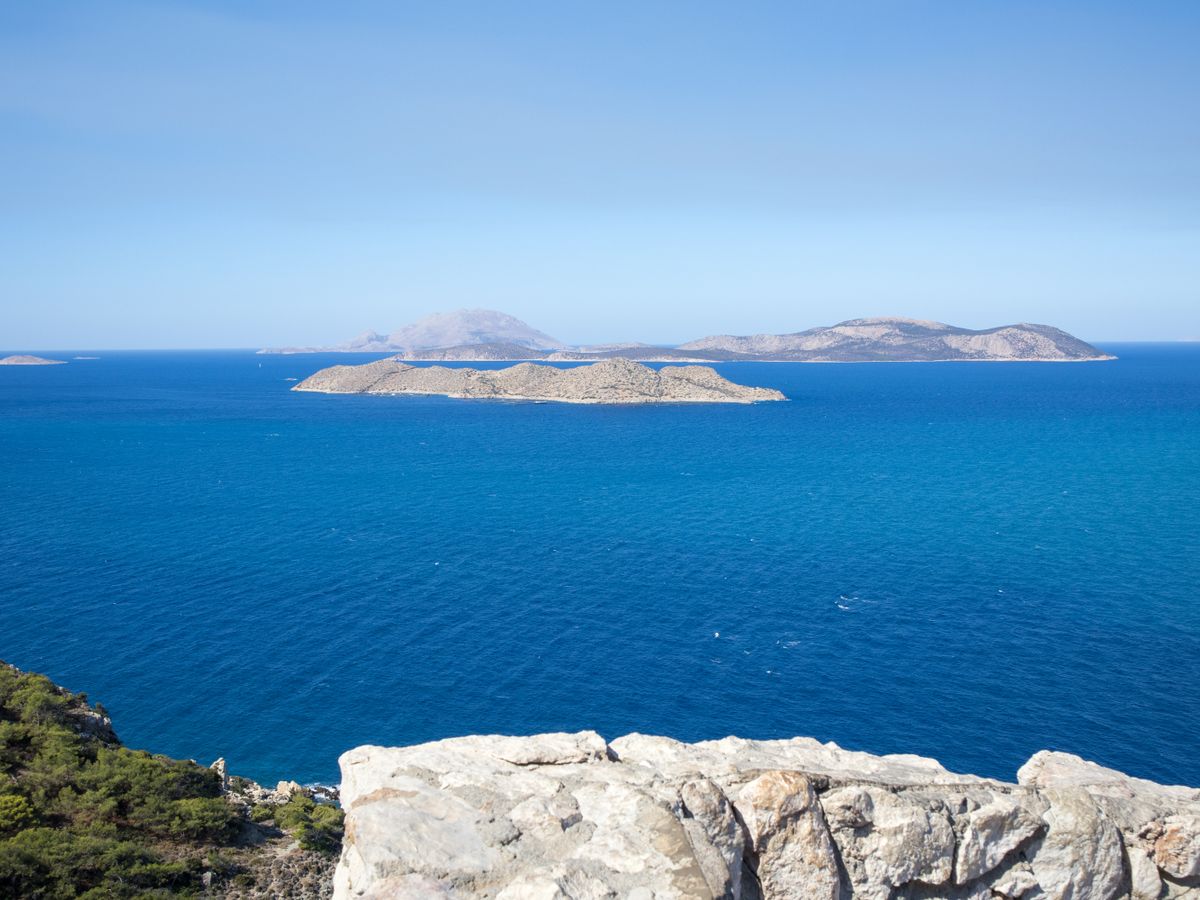 7 Day Hiking & Yoga Retreat in Pelion, Greece 2