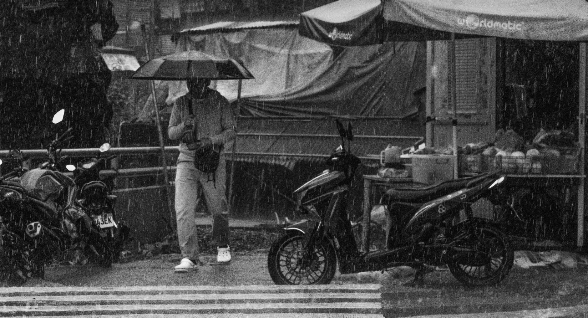 Hurricane Trudy lashes Mexico’s Pacific coast with heavy rain and strong winds - AP News