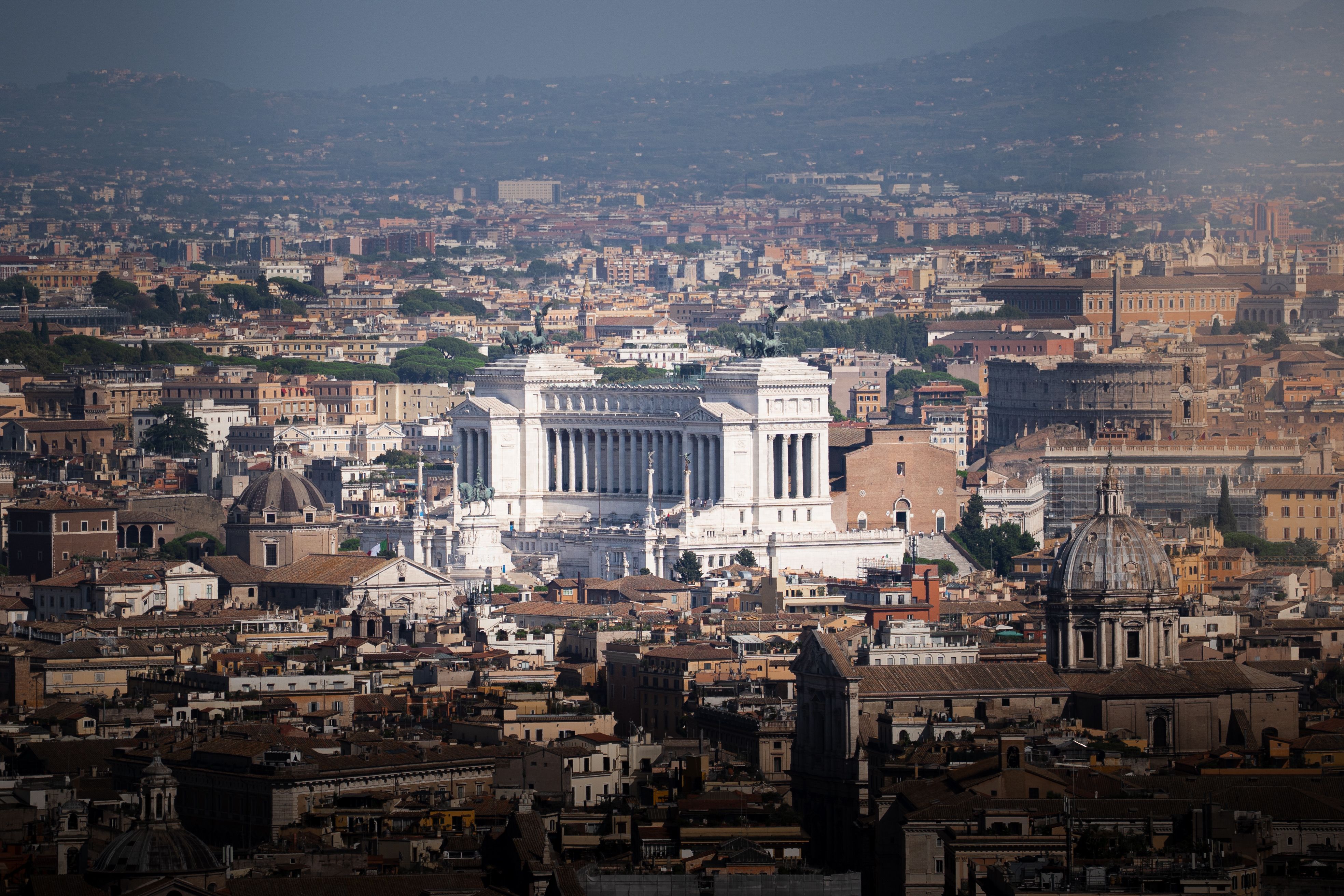 Luchtfoto Van Rome Met Het Vittoriano Monument · Gratis stockfoto