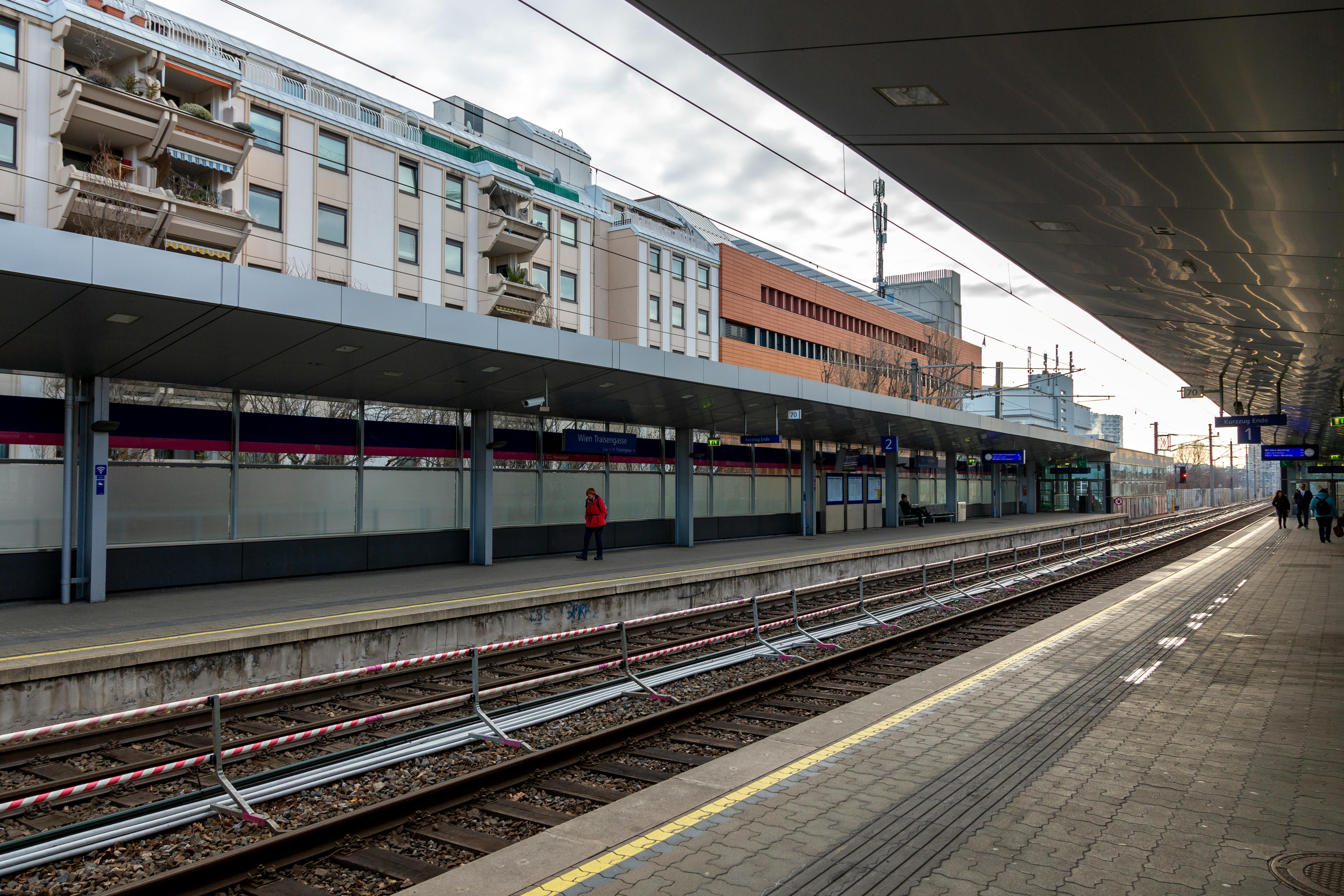 王義川指控遭政治跟蹤偷拍，點名黃國昌與徐巧芯