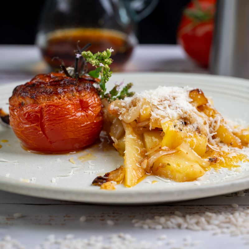 Mahshi Stuffed Tomatoes with Herbed Rice