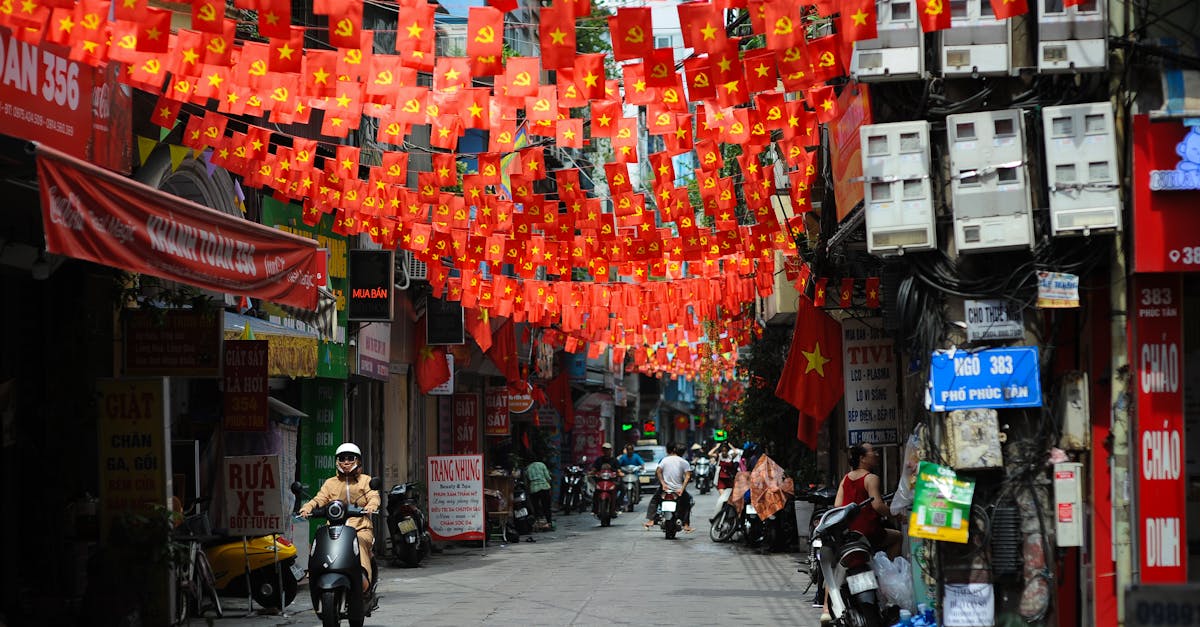 高雄榮總生活圈「悠活生活館」啟動,信義房屋看好機能提升