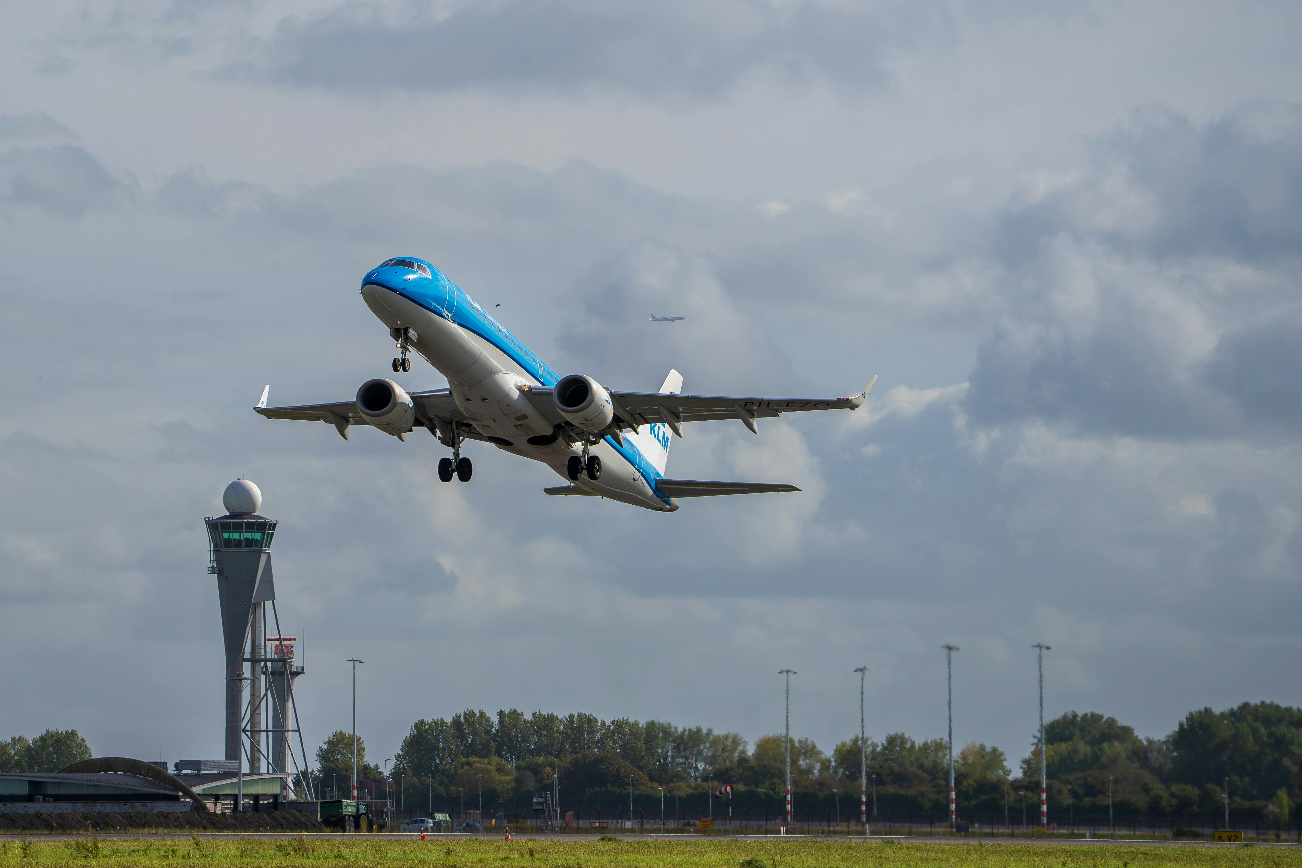 美光科技目標價調升至182美元，財報前景亮眼